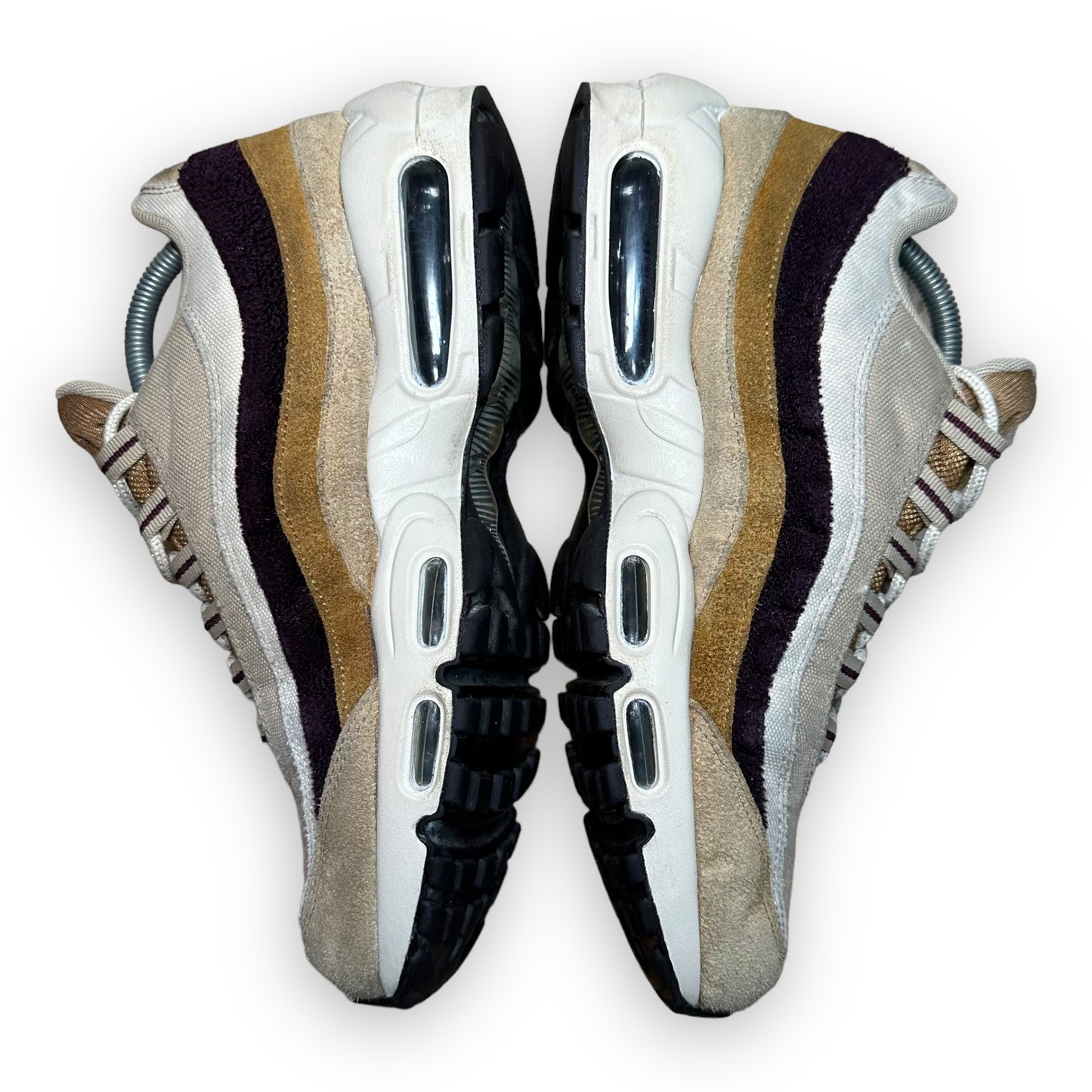 EU43 - US9.5 - UK8.5 • Air Max 95 Désert