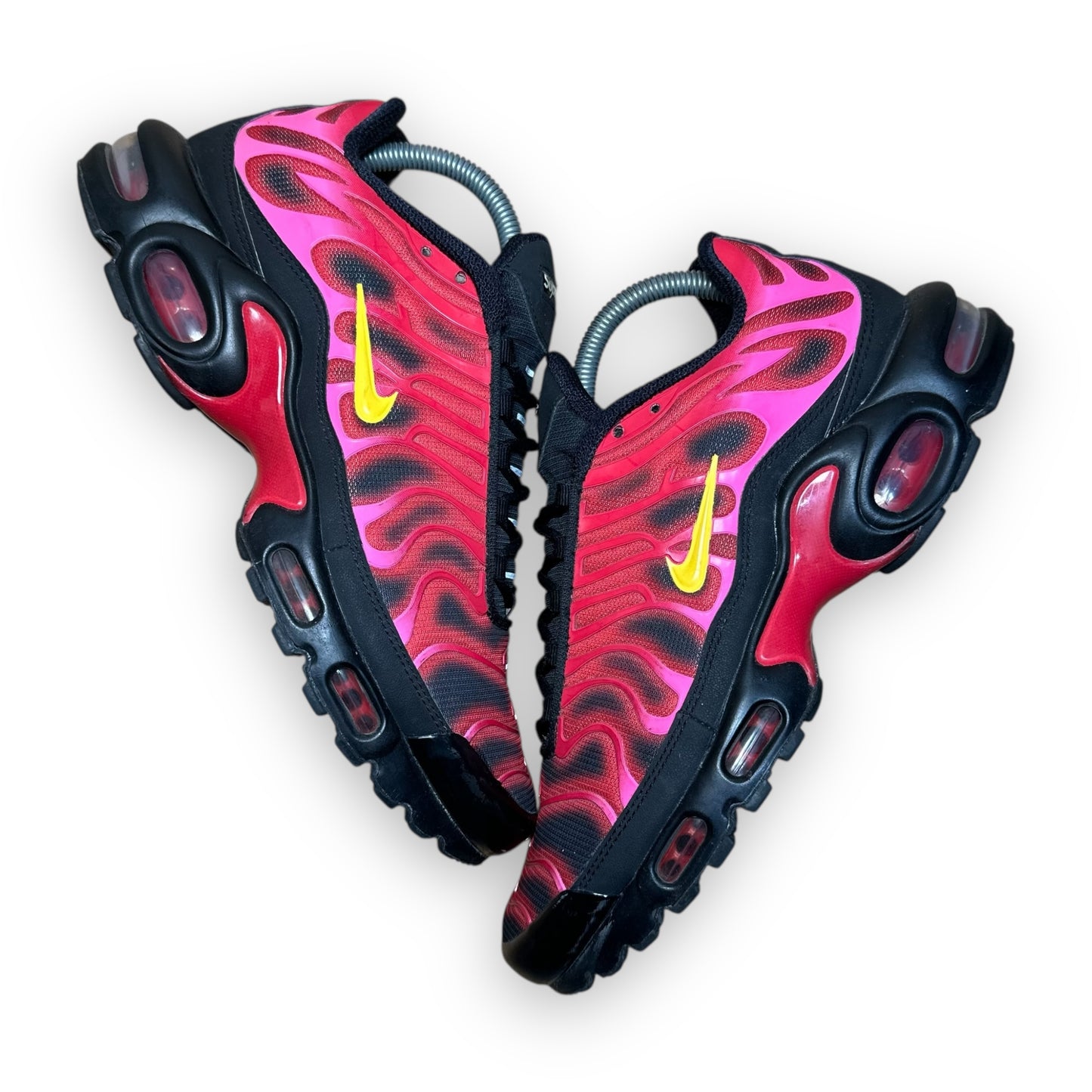 EU42 - US8.5 - UK7.5 • Air Max Plus TN Supreme Black