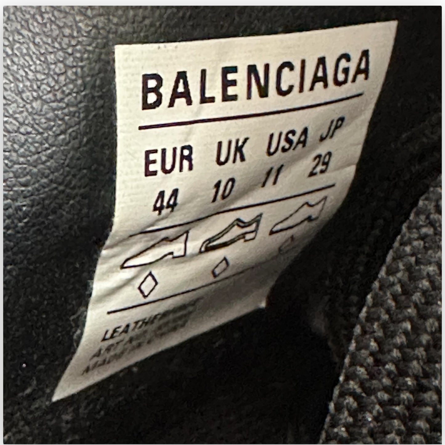 EU44 - US10 - UK9 • Balenciaga Soccer Leather Black