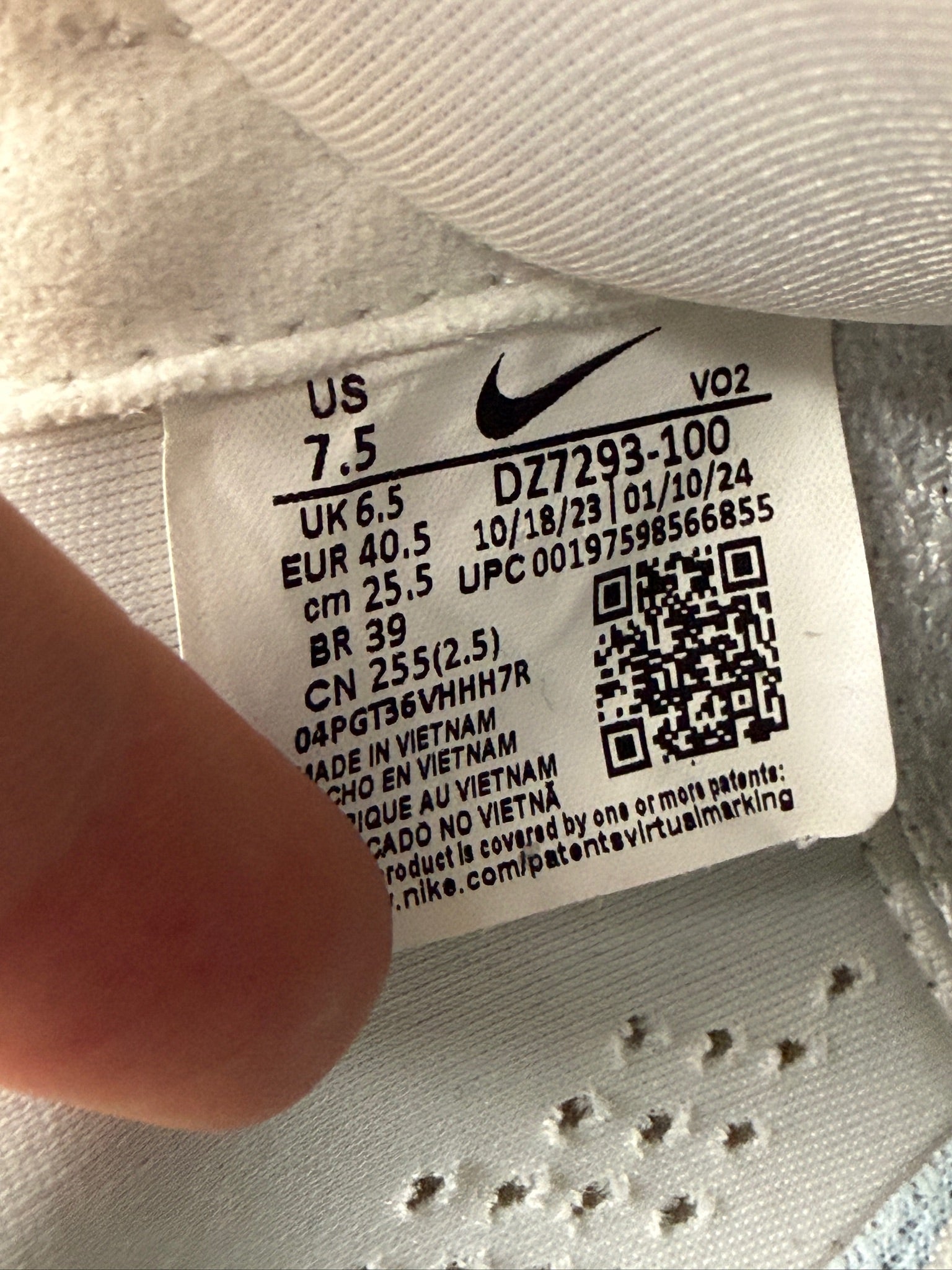 Hot Step 2 NOCTA White