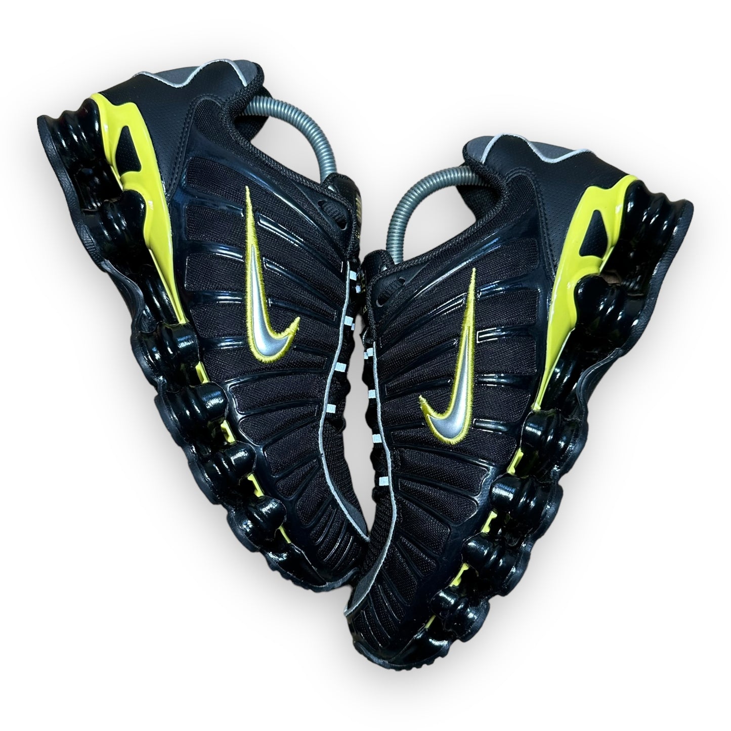 EU42 - US8.5 - UK7.5 • Shox TL Black Dynamic Yellow