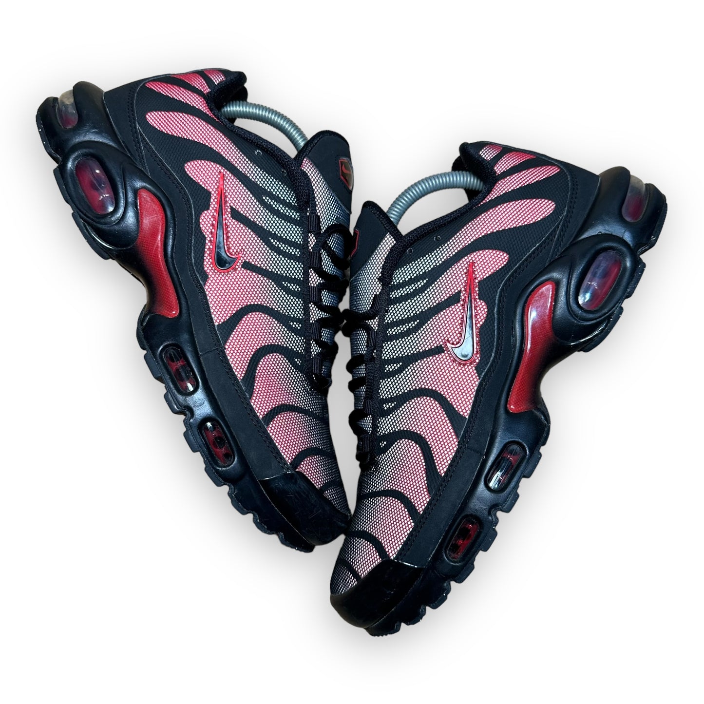 EU43 - US9.5 - UK8.5 • Air Max Plus Bred Reflective