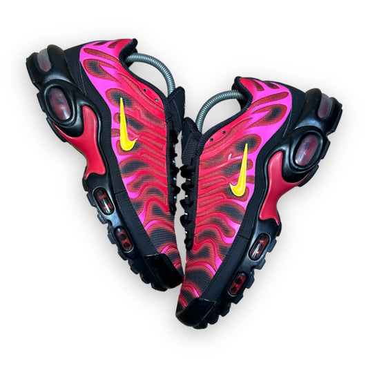 EU42.5 - US9 - UK8 • Air Max Plus TN Supreme Black