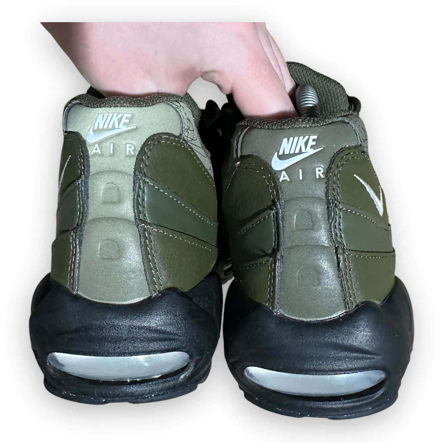 EU44 - US10 - UK9 • Air Max 95 Cargo Khaki Reflective