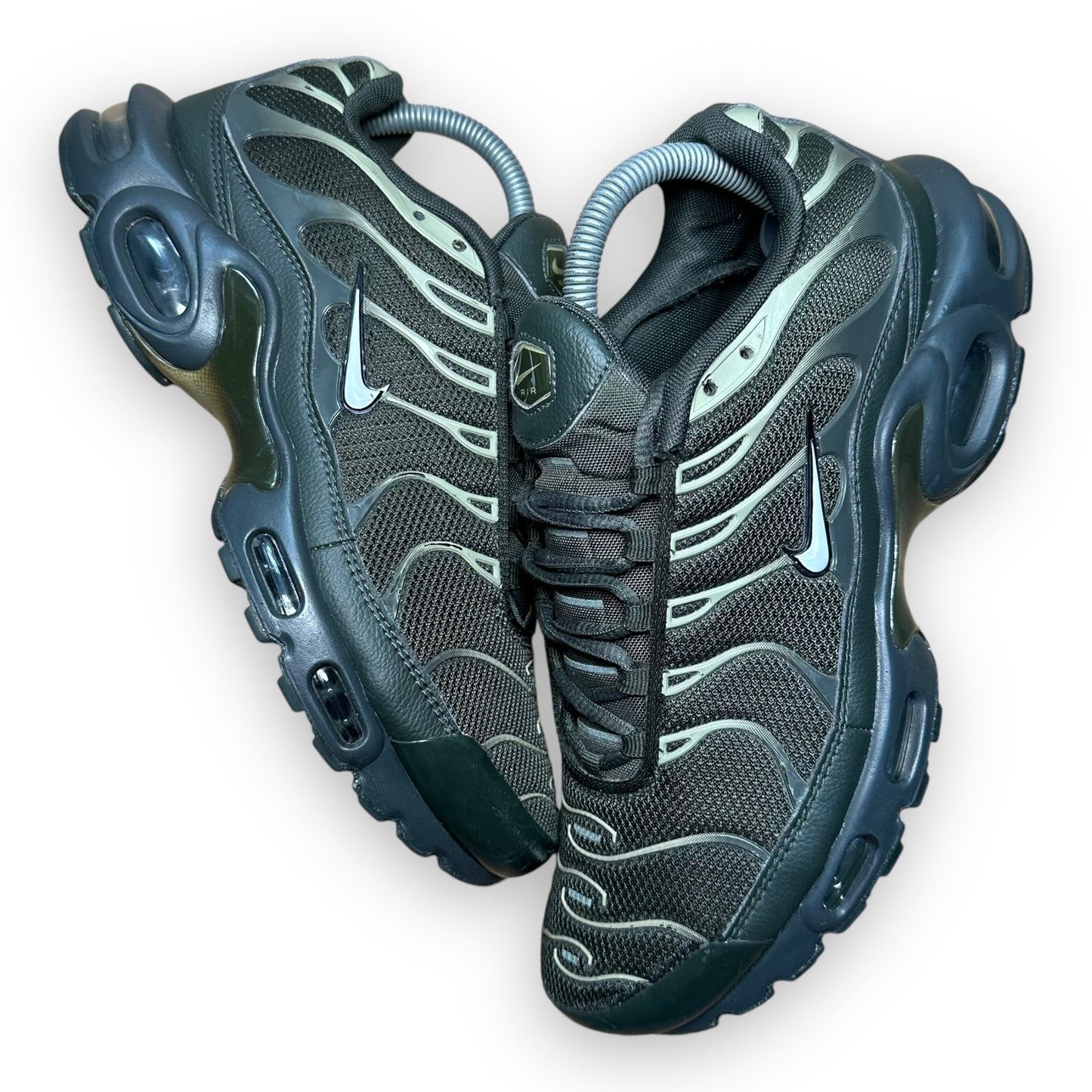 EU42 - US8.5 - UK7.5 • Air Max Plus Sequoia