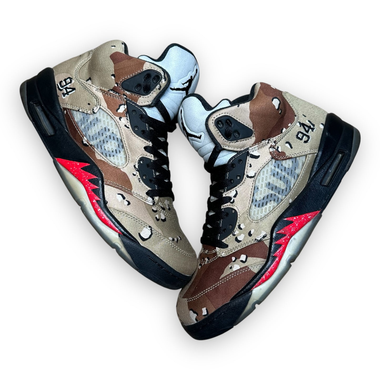 EU43 - US9.5 - UK8.5 • Jordan 5 Retro Supreme Desert Camo