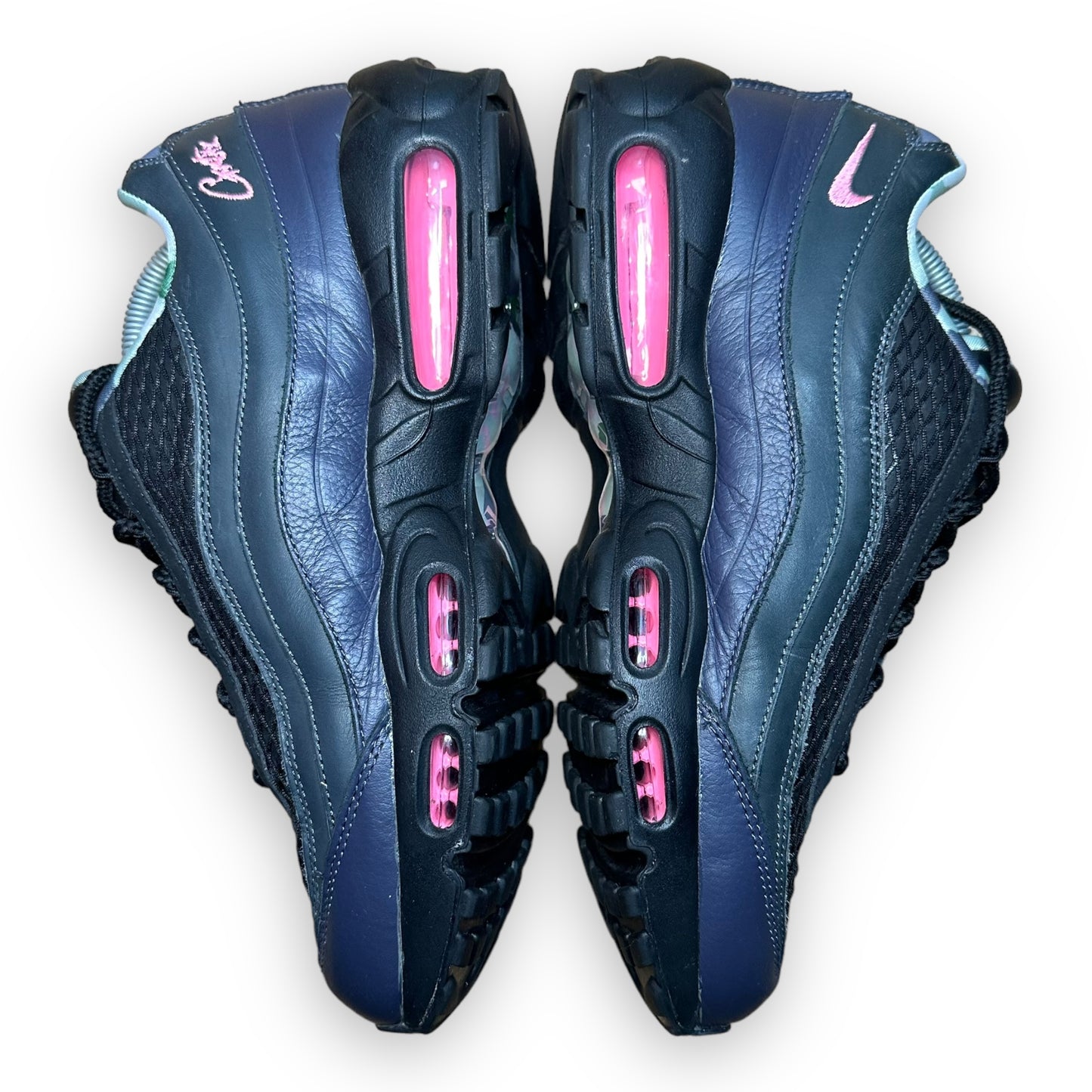 EU44 - US10 - UK9 • Air Max 95 Corteiz Pink Beam