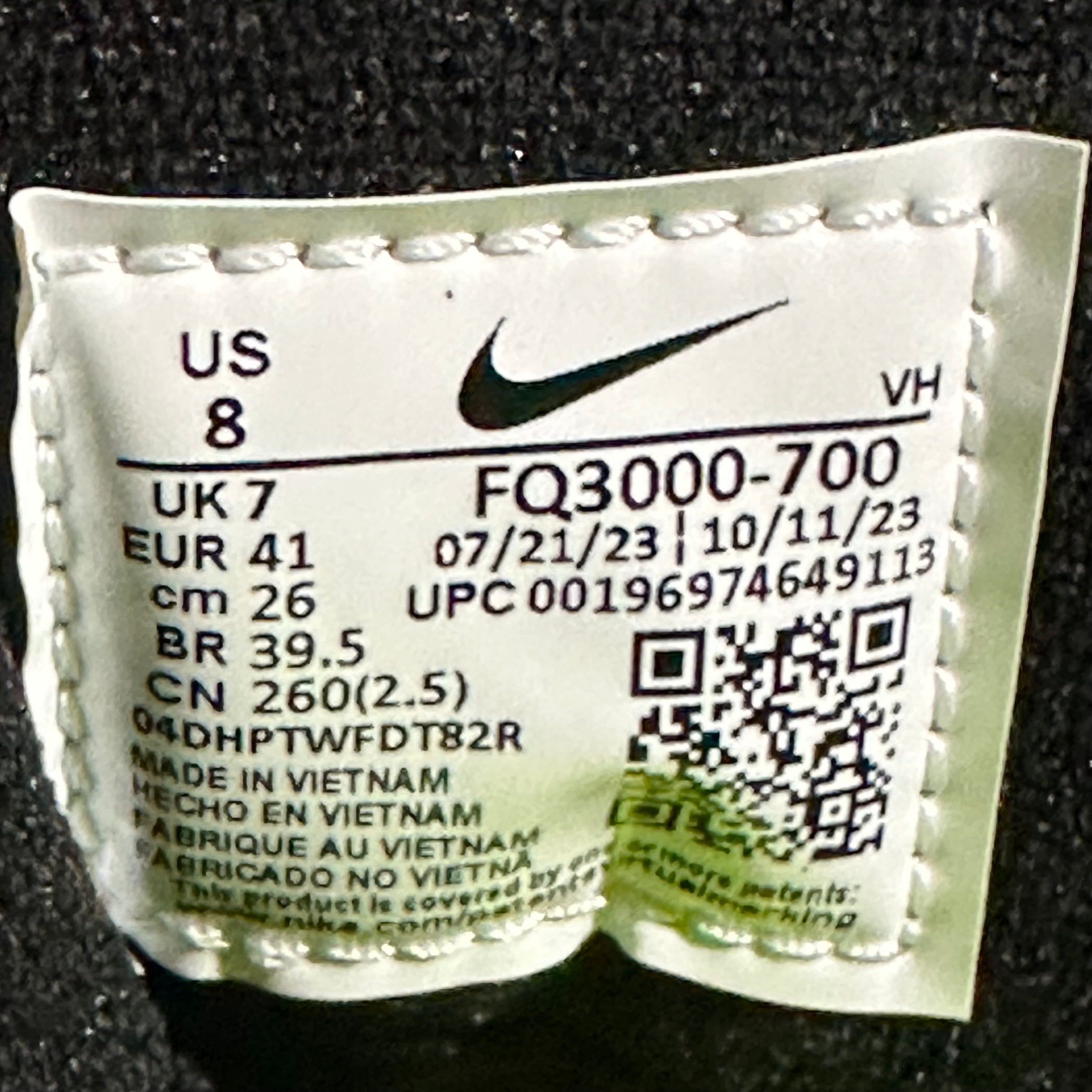 SB Darwin Low Supreme Volt