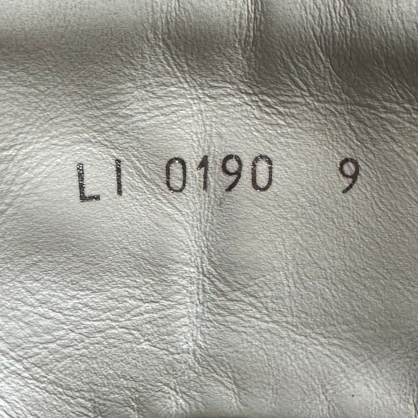 EU42.5 - US9 - UK8 • Louis Vuitton High Top Black Blue Silver