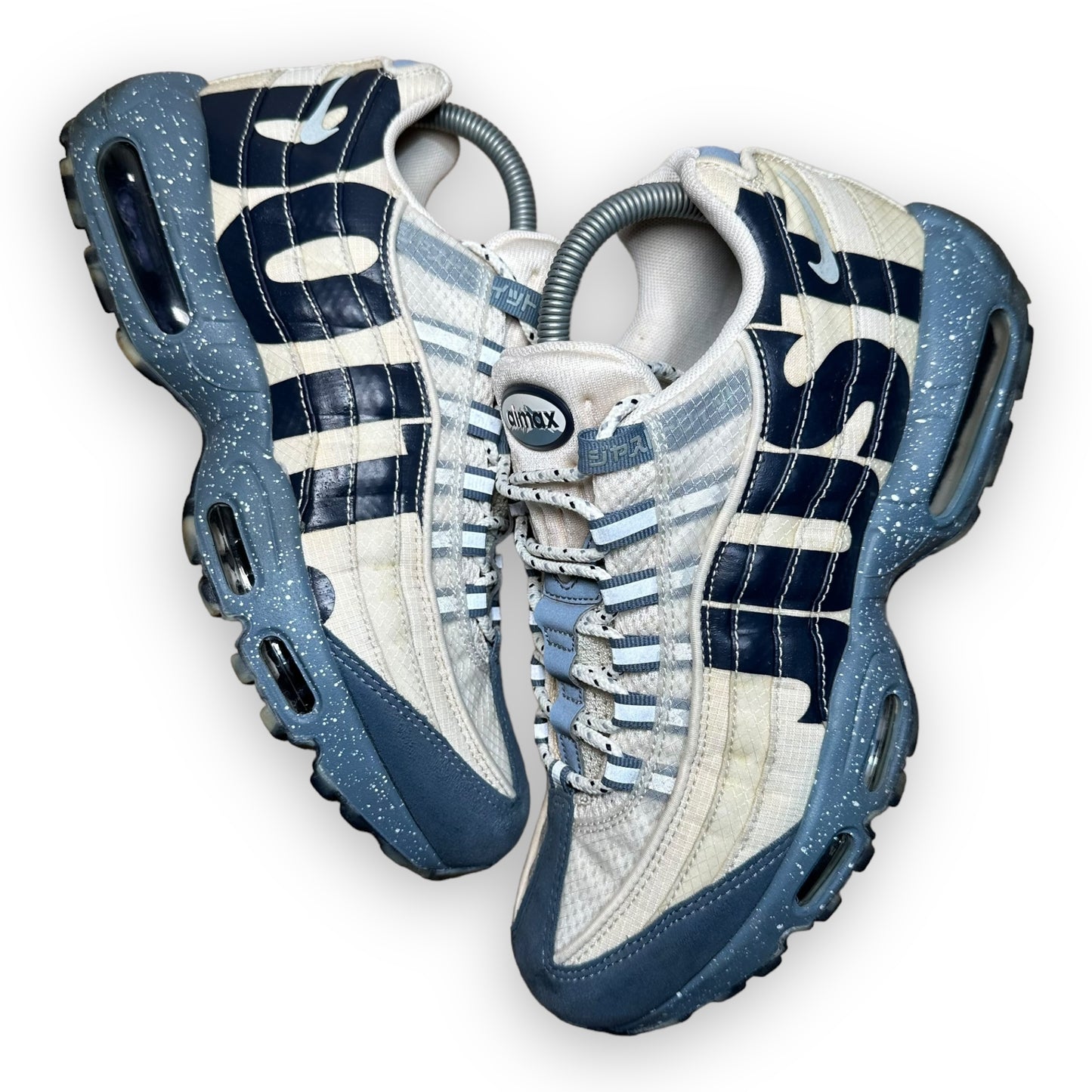 EU42 - US8.5 - UK7.5 • Air Max 95 Just Do It Mt. Fuji