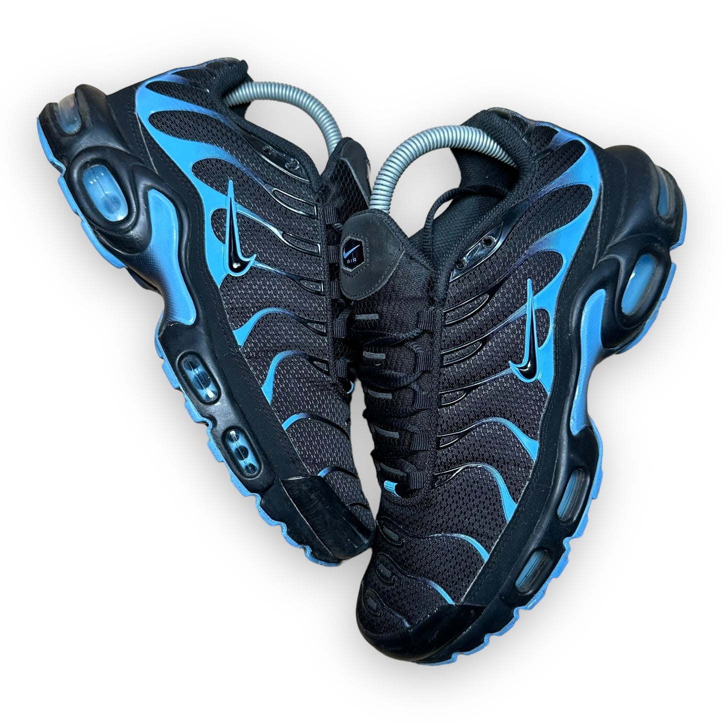 EU41 - US8 - UK7 • Air Max Plus Black University Blue