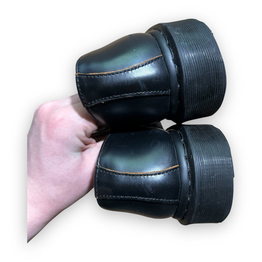 Dr. Martens 3-Eye Supreme Spiderweb Black