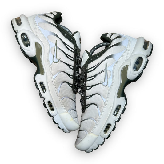 EU44.5 - US10.5 - UK9.5 • Air Max Plus TN Phantom Cargo Khaki