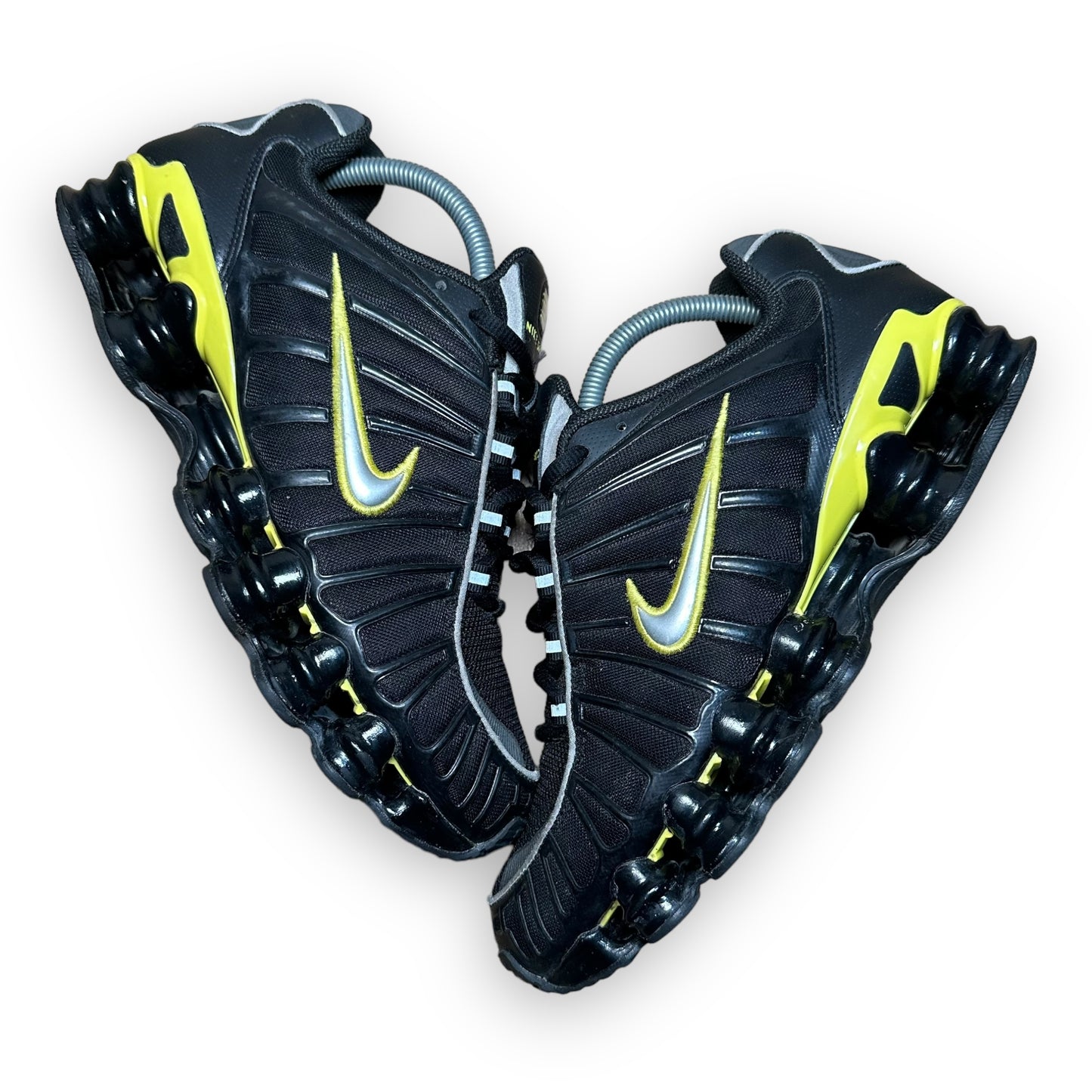 EU42.5 - US9 - UK8 • Shox TL Black Dynamic Yellow