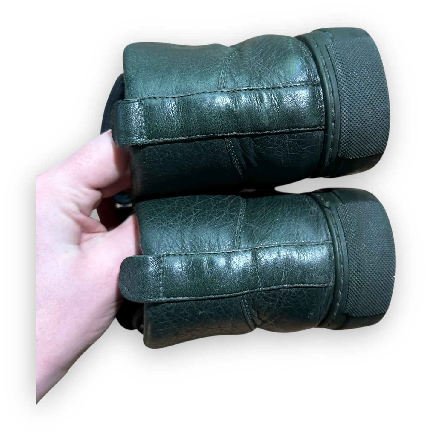 EU42.5 - US9 - UK8 • Balanciaga Arena High Leather Green