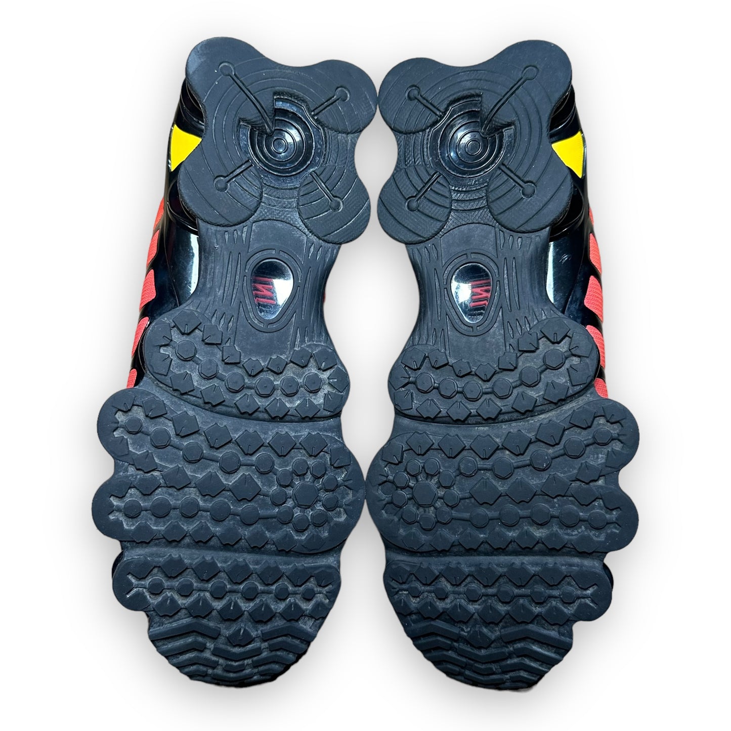 EU43 - US9.5 - UK8.5 • Shox TL Sunrise