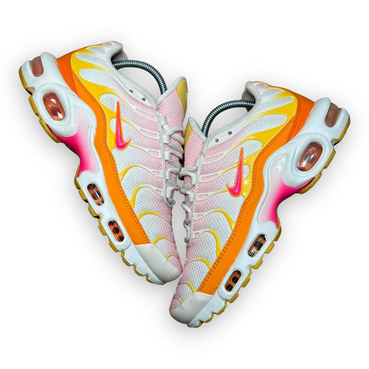 EU38 - US5.5 - UK5 • Air Max Plus White Orange Pink