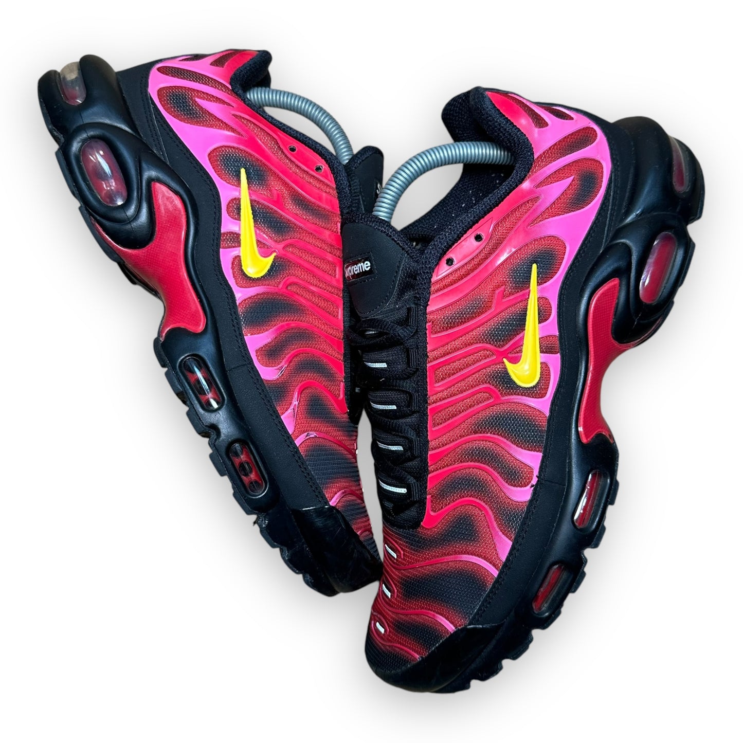 EU44 - US10 - UK9 • Air Max Plus Supreme Black