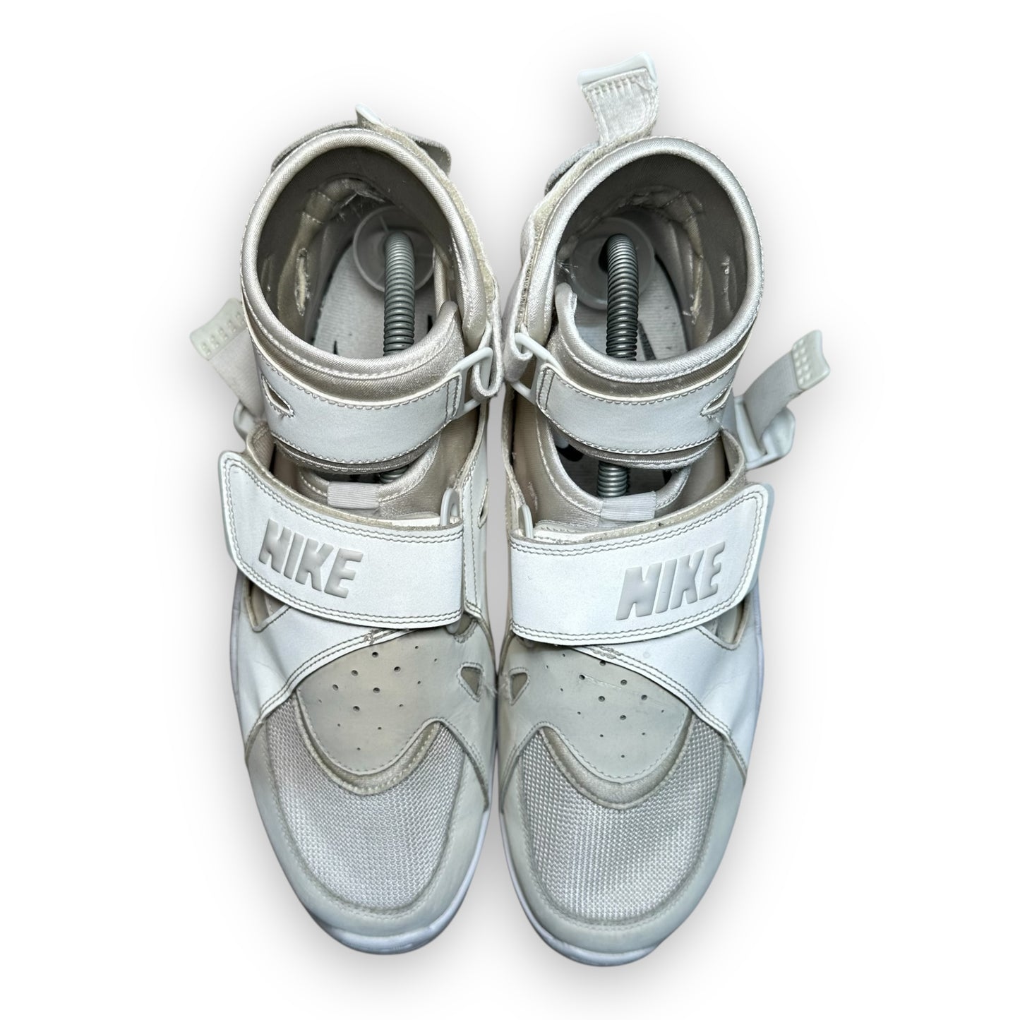 EU44 - US10 - UK9 • Air Carnivore Comme des Garcons White