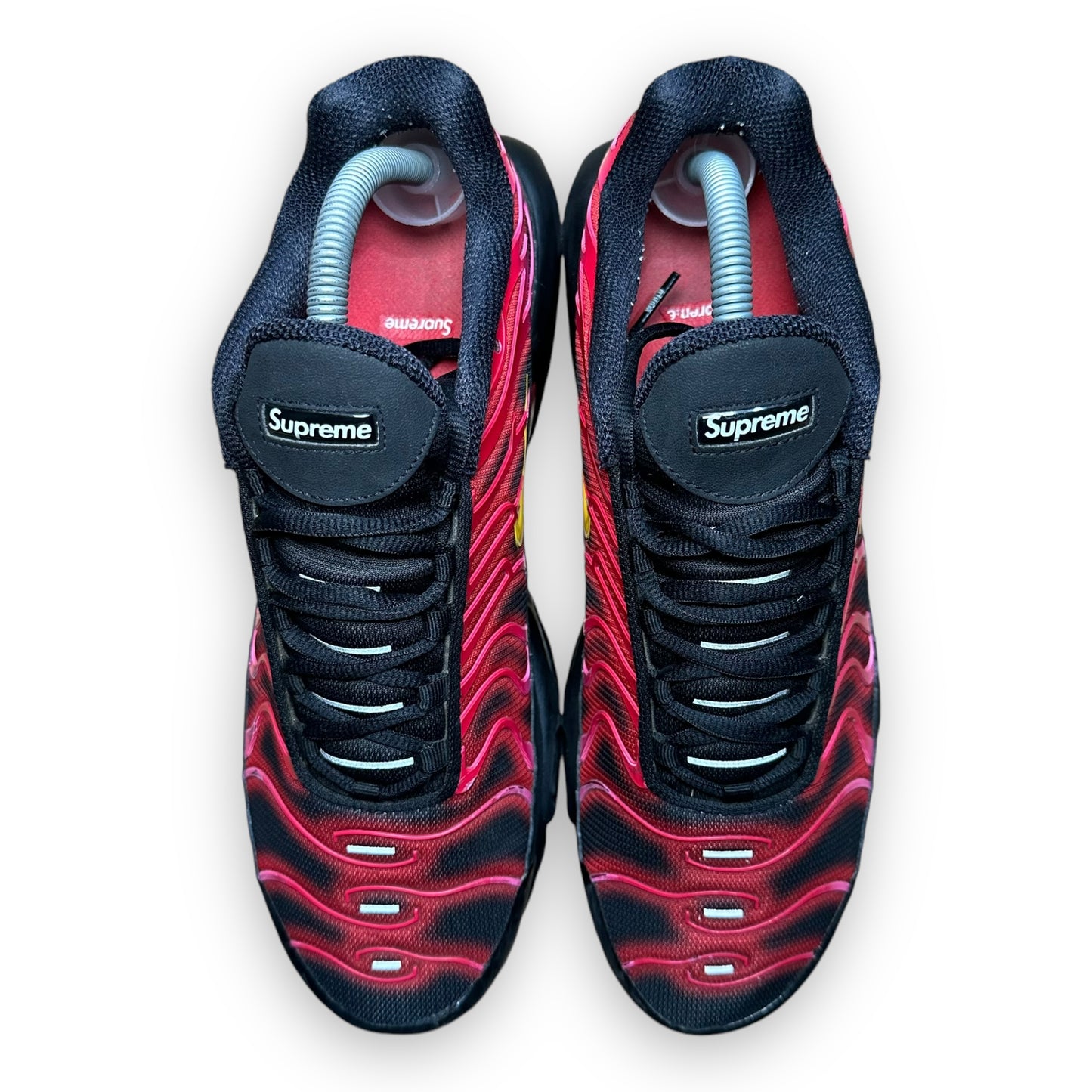 EU44 - US10 - UK9 • Air Max Plus Supreme Black