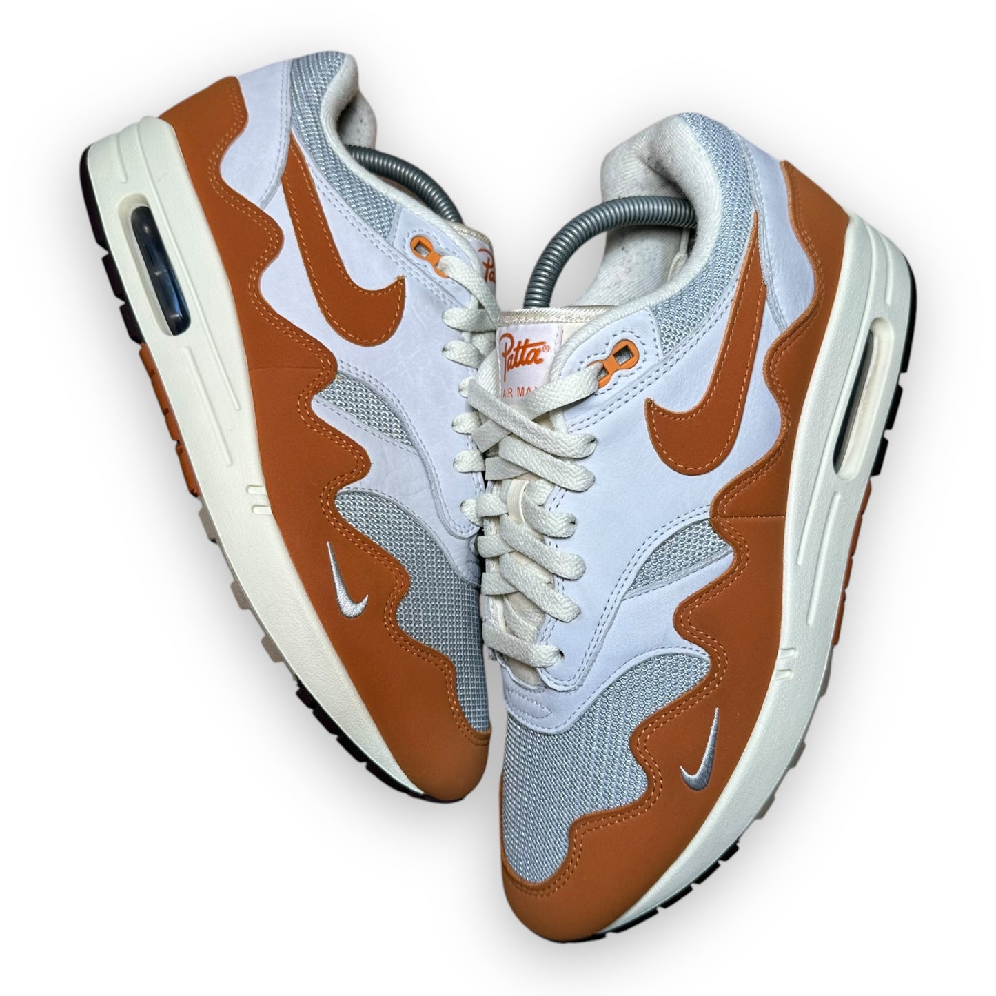 EU44 - US10 - UK9 • Air Max 1 Patta Waves Monarch