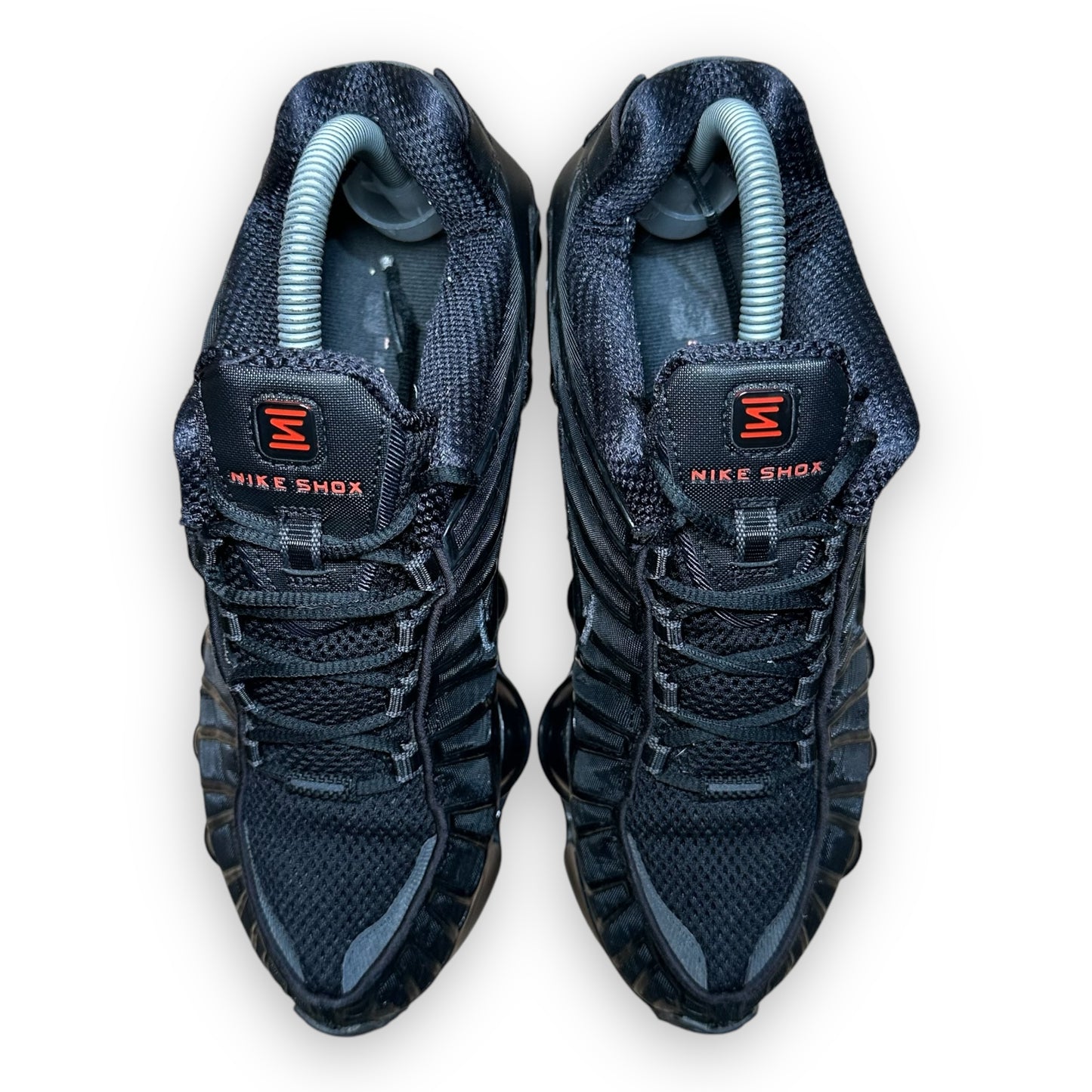 EU41 - US8 - UK7 • Shox TL Black Metallic Hematite