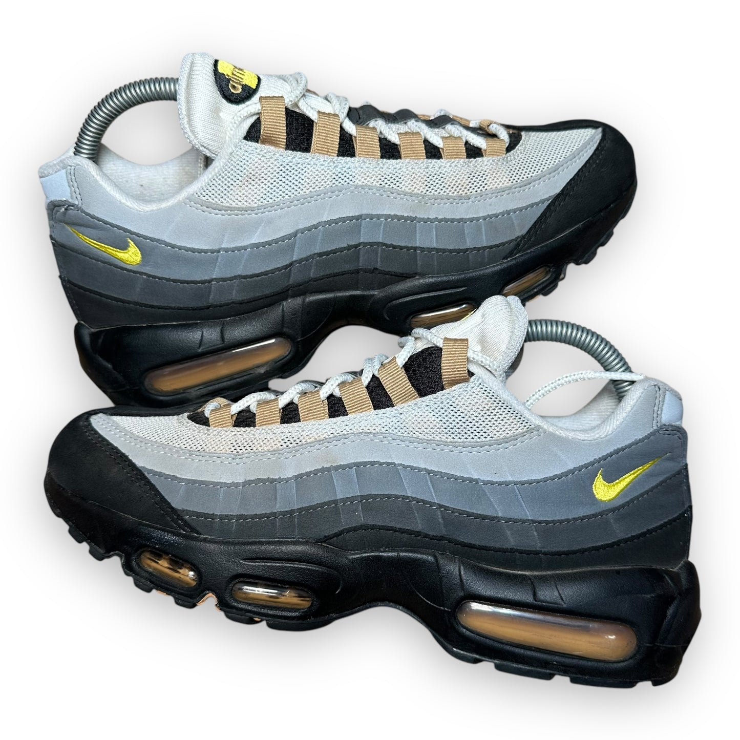 EU42 - US8.5 - UK7.5 • Air Max 95 Icons Yellow Strike