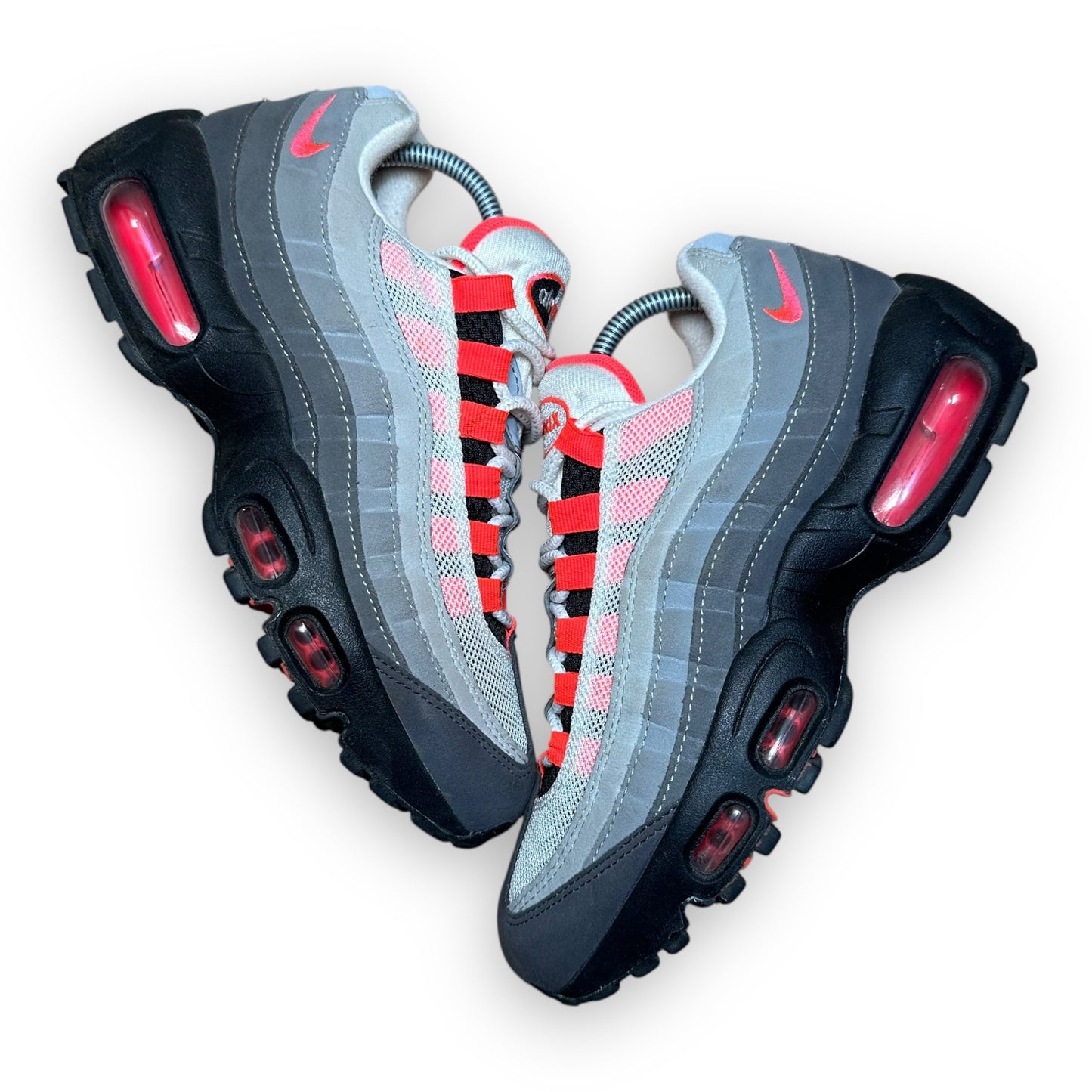 EU37.5 - US5 - UK4.5 • Air Max 95 OG Solar Red