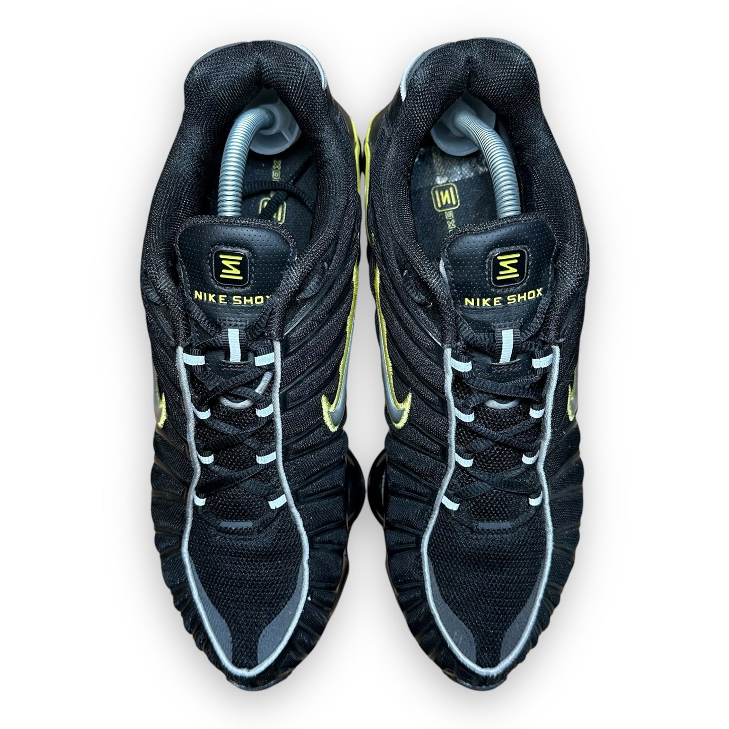 EU45 - US11 - UK10 • Shox TL Black Dynamic Yellow