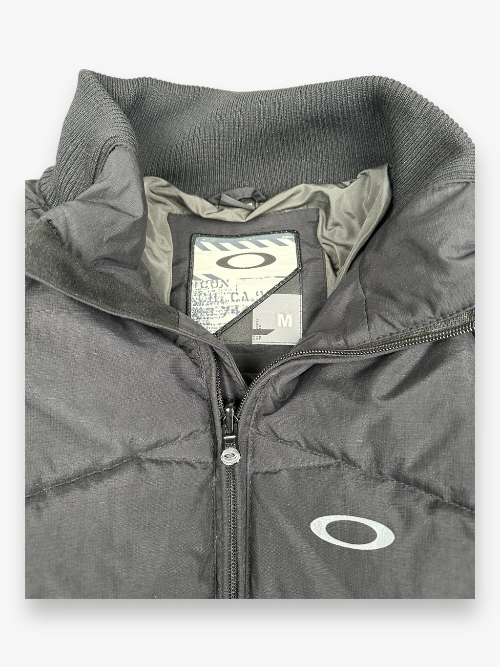 Oakley Puffer Jacket Black vintage