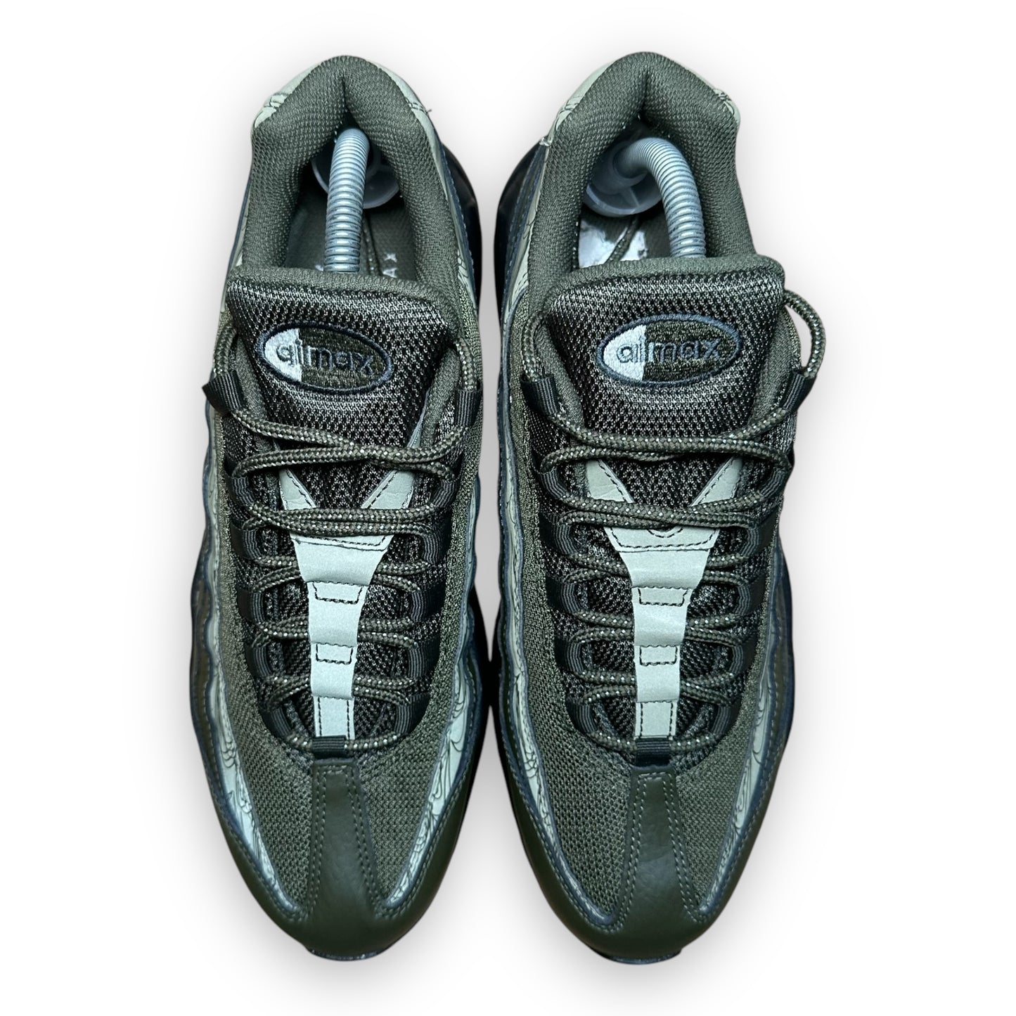 EU44 - US10 - UK9 • Air Max 95 Cargo Khaki Reflective