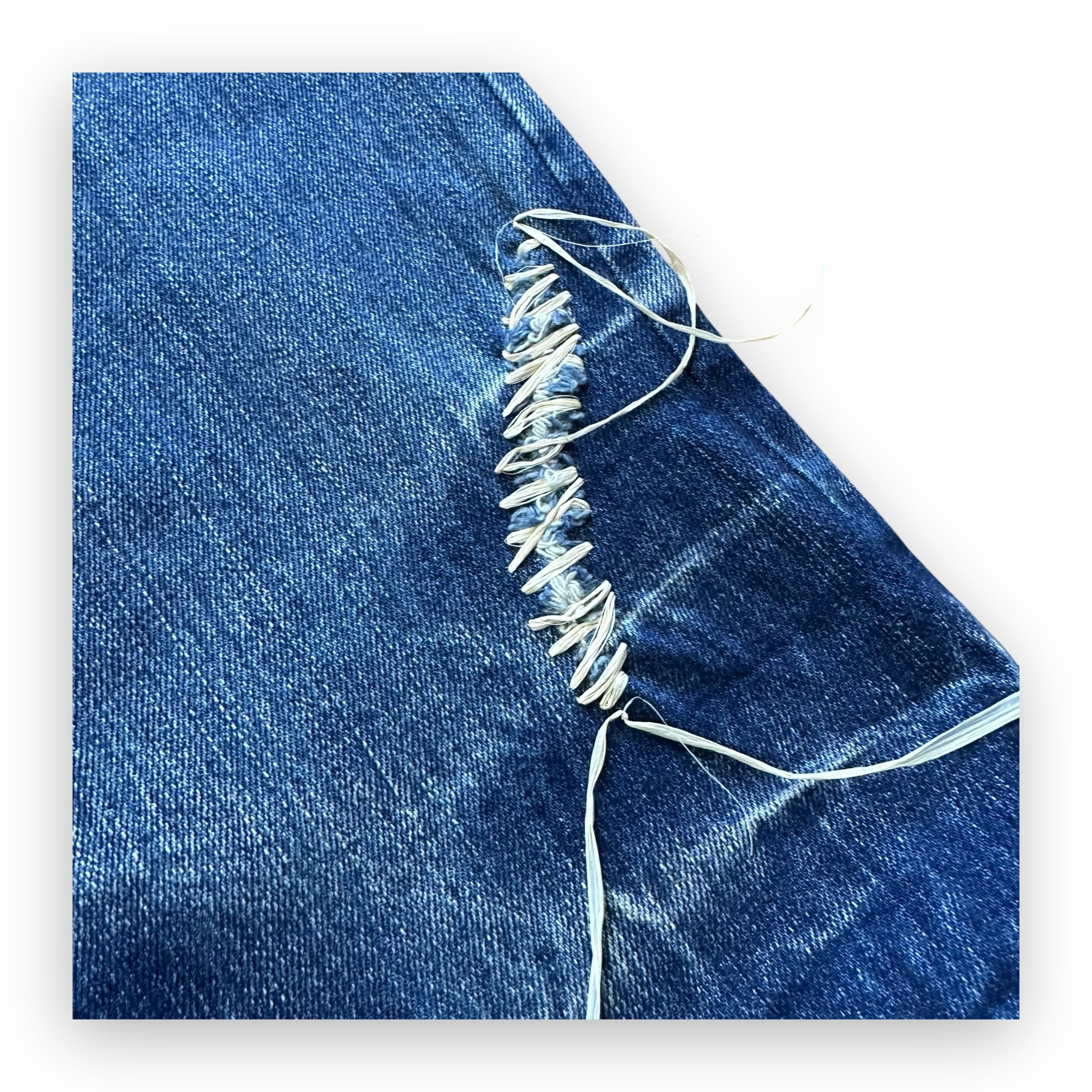 Jeans Jacquemus « Le Raphia » Destressed Ropes
