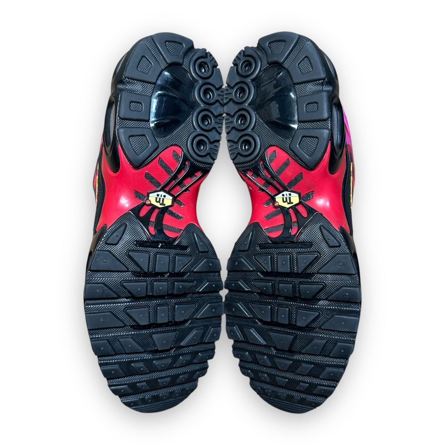 EU43 - US9.5 - UK8.5 • Air Max Plus TN Supreme Black