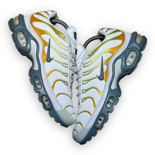 EU43 - US9.5 - UK8.5 • Air Max Plus SE White Gold