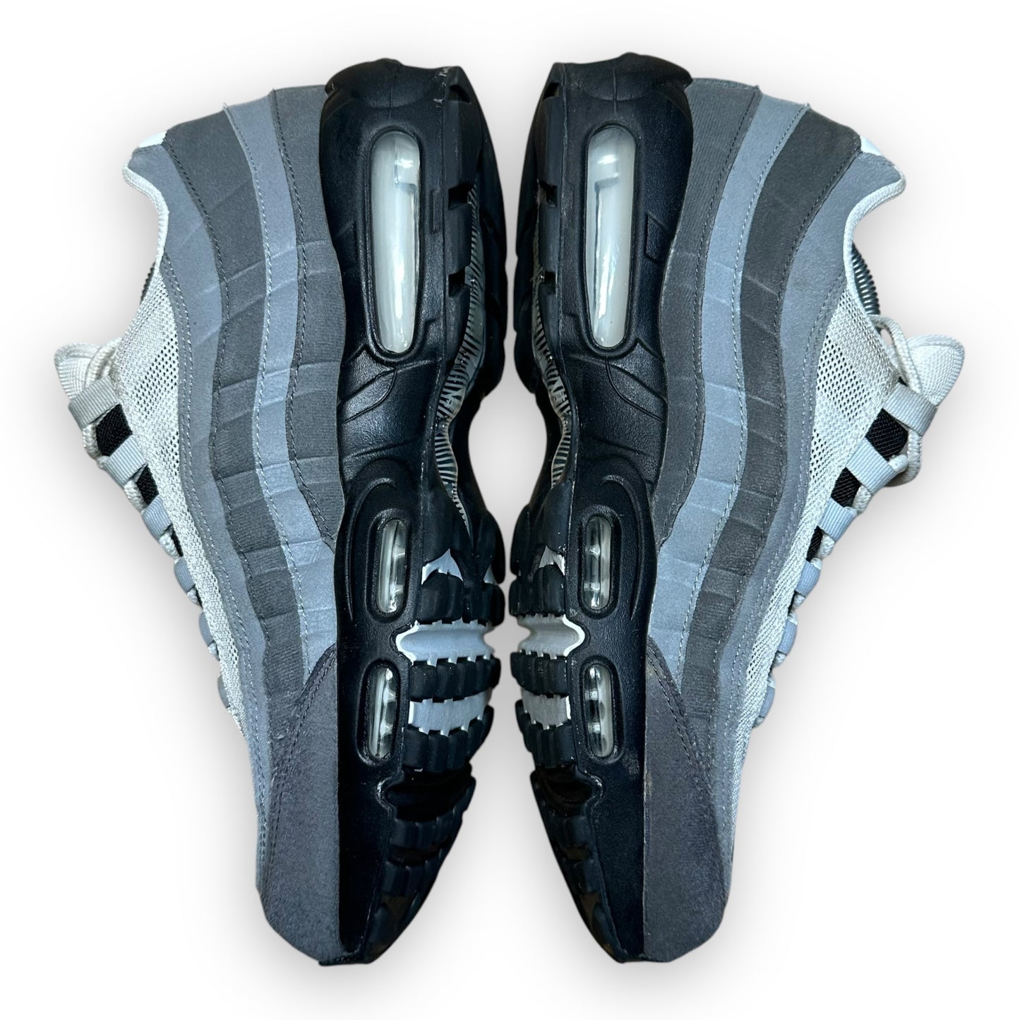 EU44 - US10 - UK9 • Air Max 95 Grey Jewel