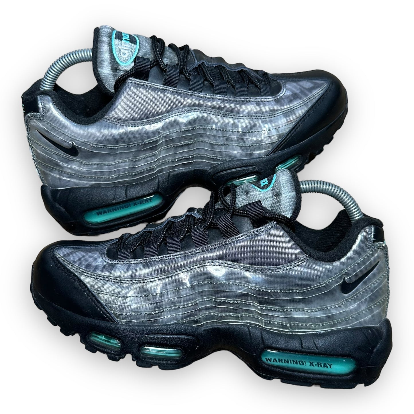 EU42 - US8.5 - UK7.5 • Air Max 95 Footprint