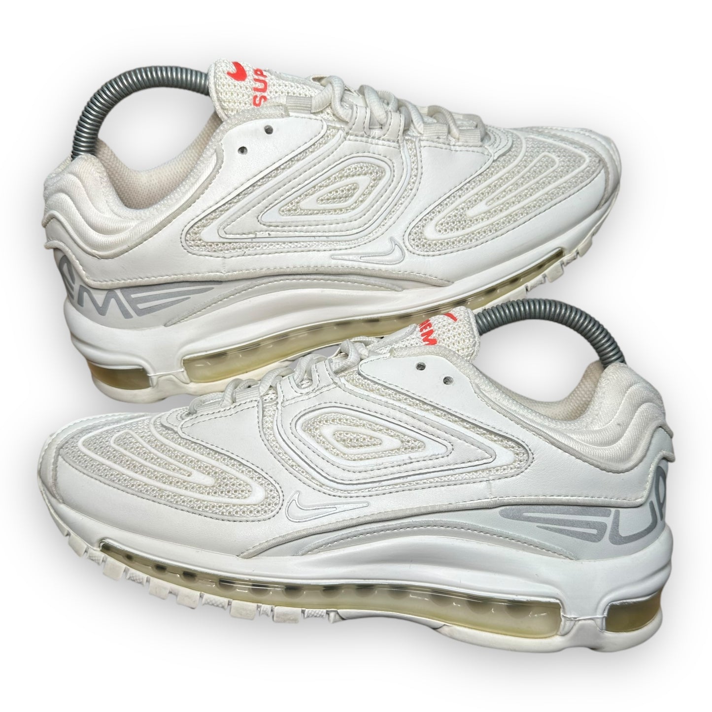 EU41 - US8 - UK7 • Air Max 98 TL Supreme White