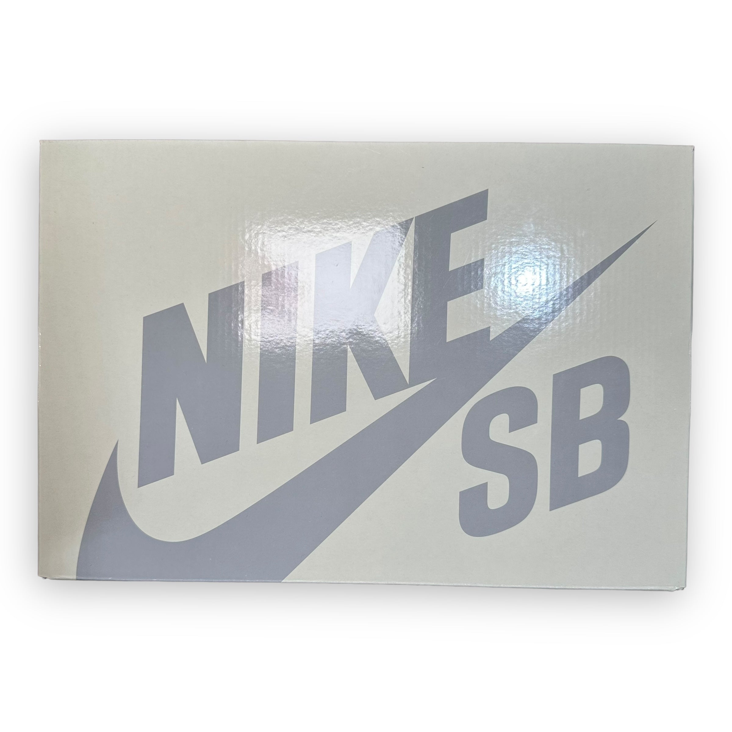 SB Darwin Low Supreme Volt