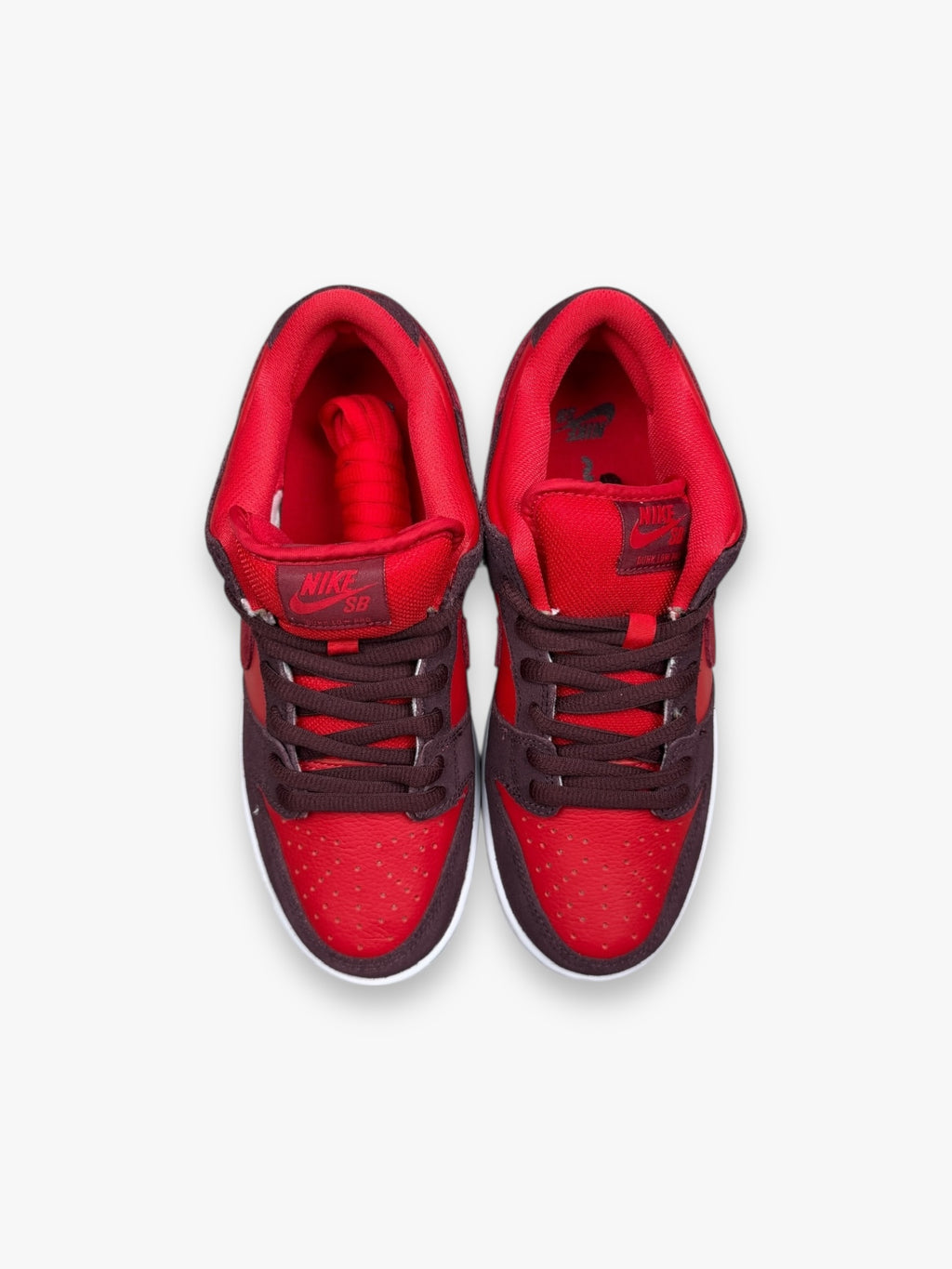 SB Dunk Low Cherry