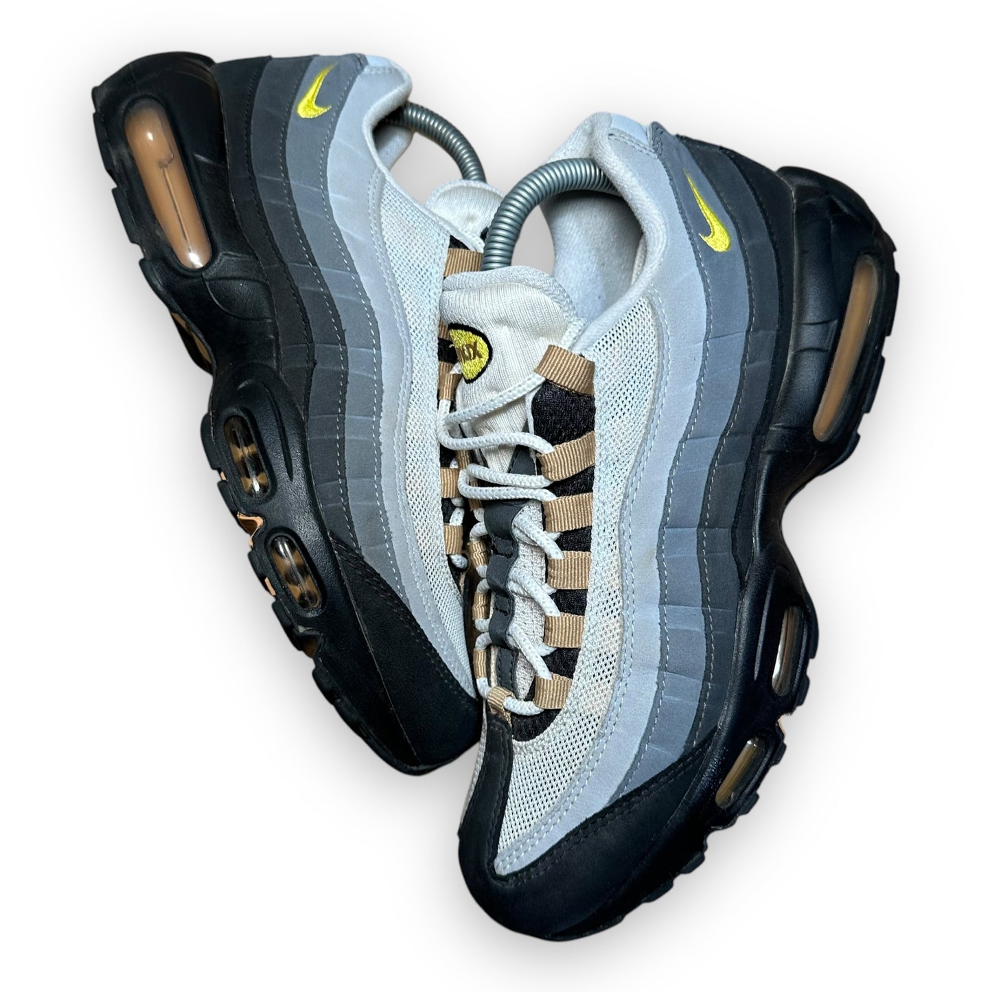 EU42 - US8.5 - UK7.5 • Air Max 95 Icons Yellow Strike