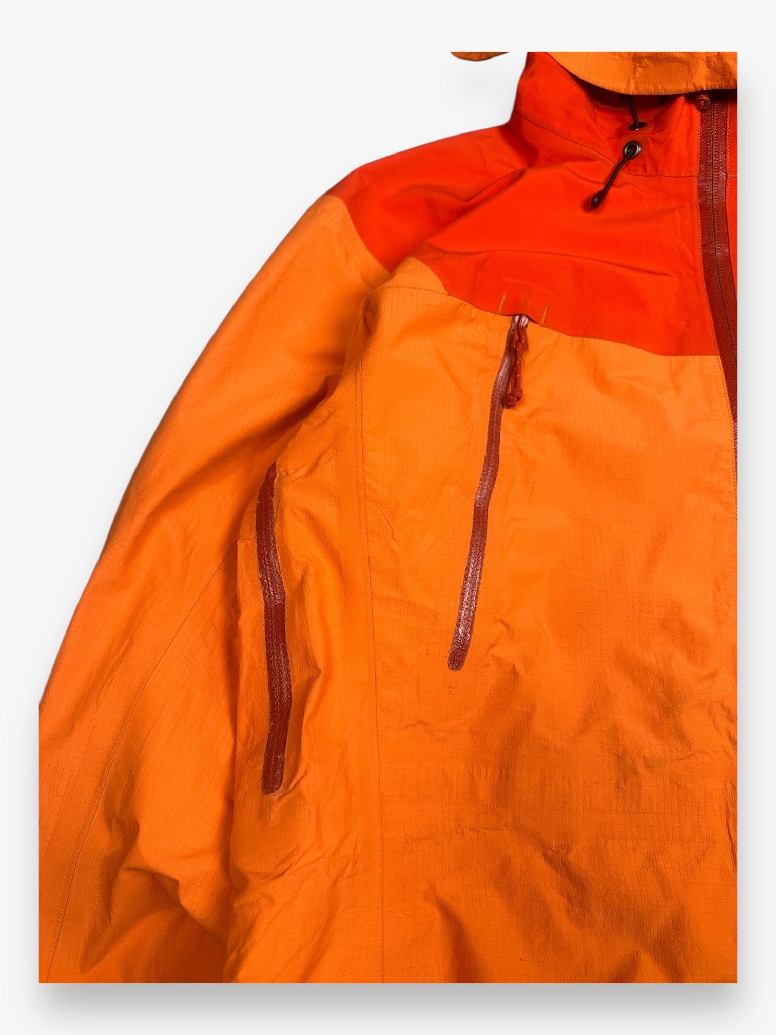 Jacket Arc’Teryx Beta AR Gore-Tex Orange vintage