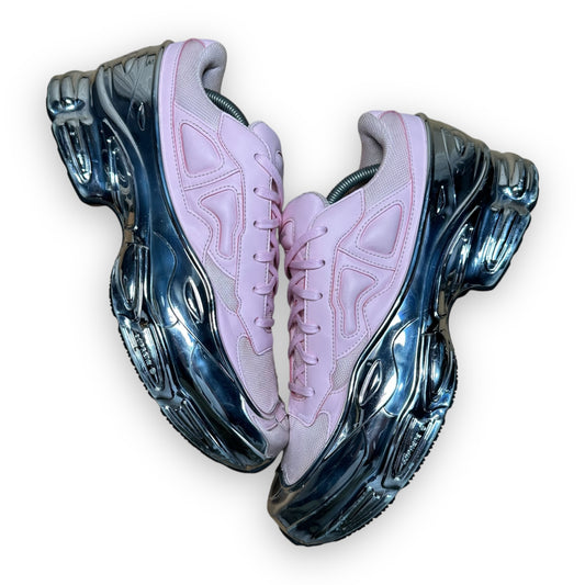 EU45 - US11 - UK10 • Ozweego Raf Simons Clear Pink Silver Metallic
