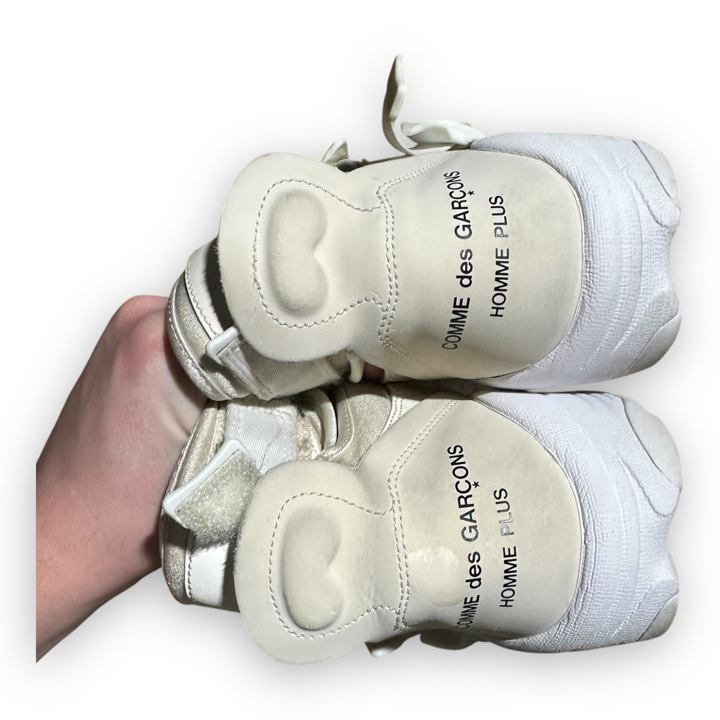 Air Carnivore Comme des Garcons White