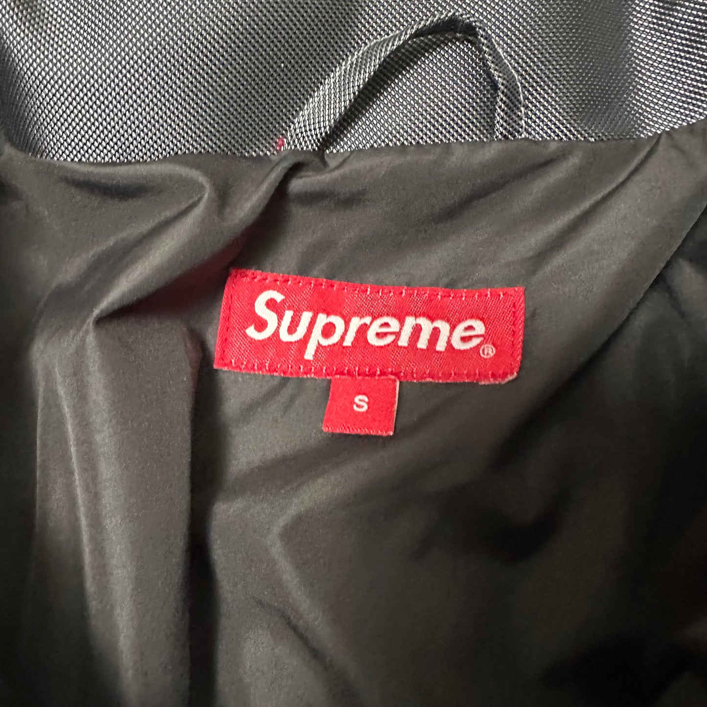 Puffer Jacket Supreme Iridescent Black SS19 (S)