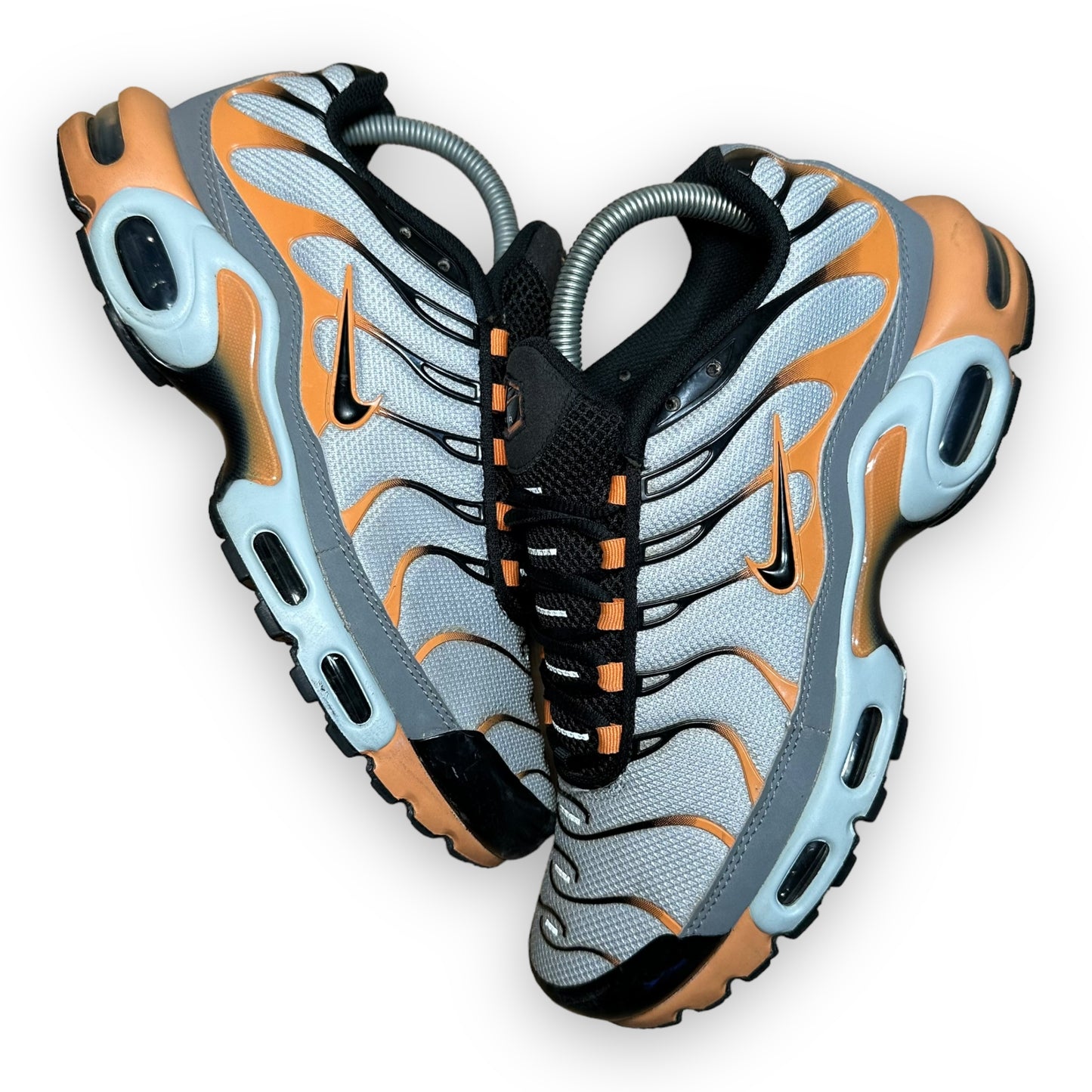 EU42.5 - US9 - UK8 • Air Max Plus Grey Orange