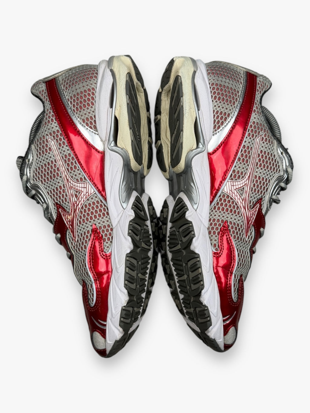 Mizuno Wave Rider 10 Flame Wave One Block Down Koi