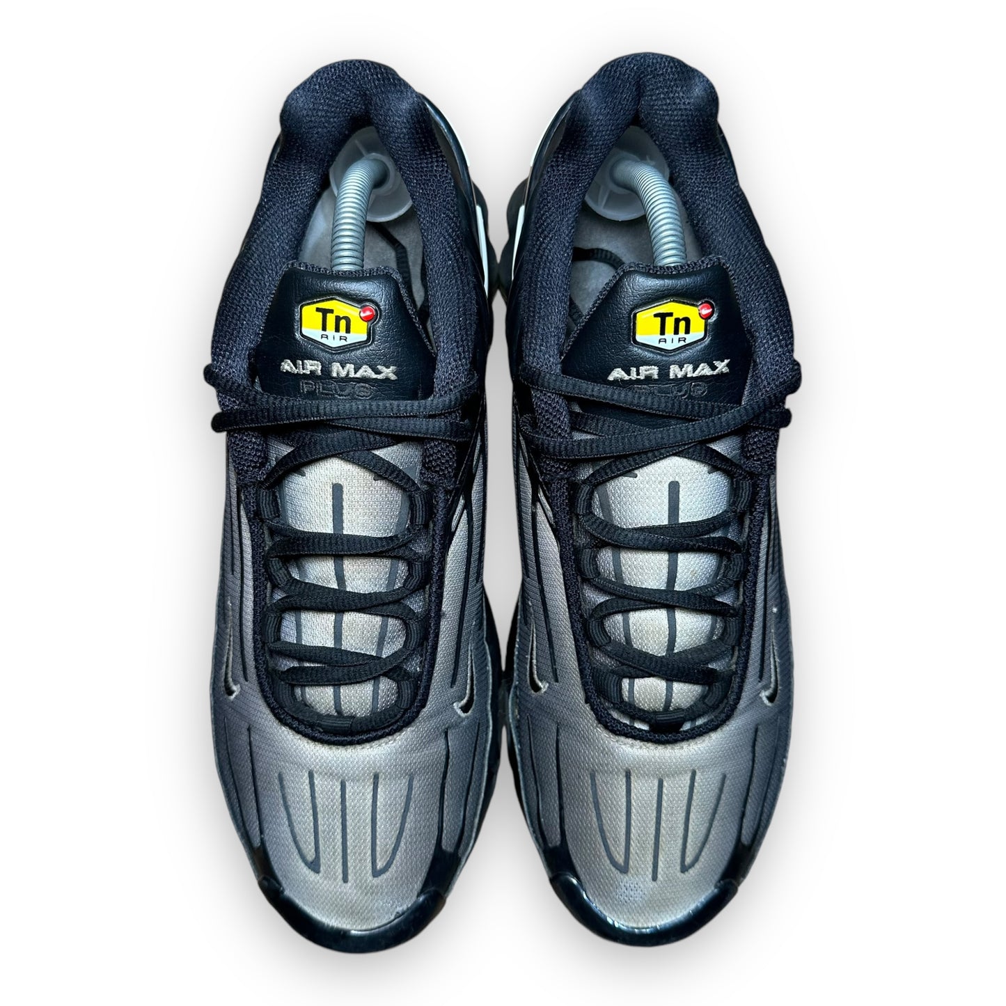 EU45 - US11 - UK10 • Air Max Plus 3 Black White