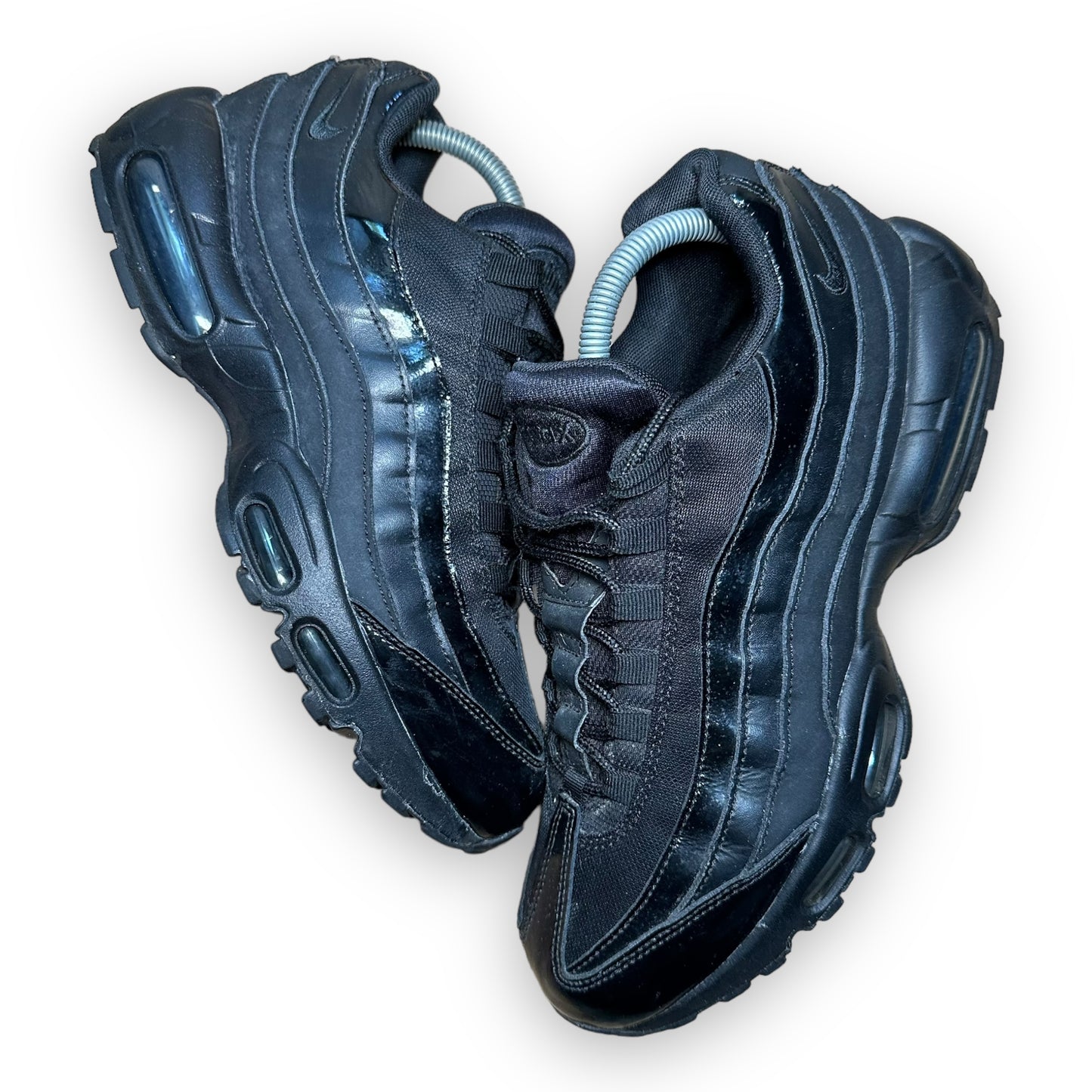 EU43 - US9.5 - UK8.5 • Air Max 95 Triple Black Patent