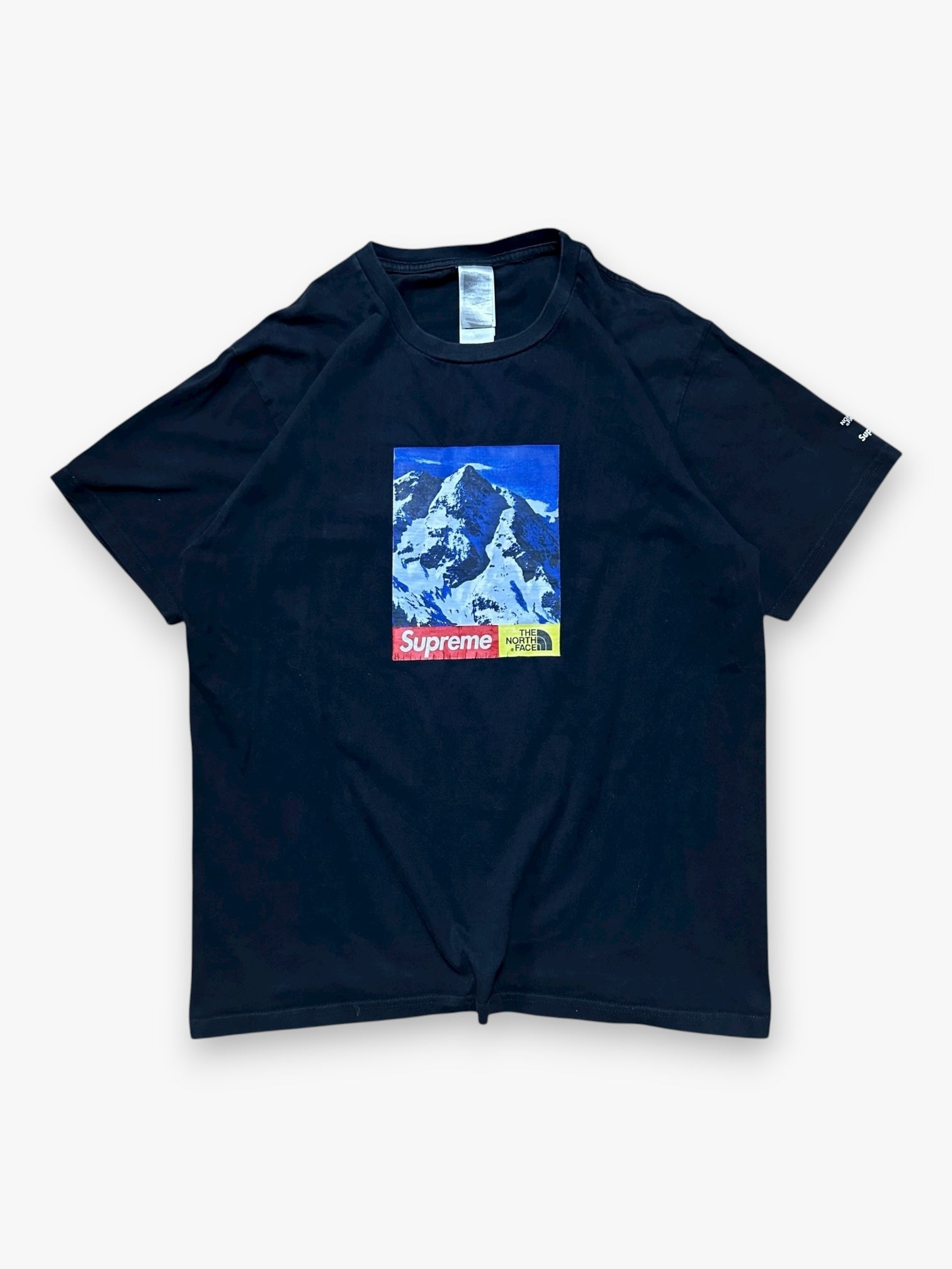 Tee Supreme x The North Face Mountain Black FW17
