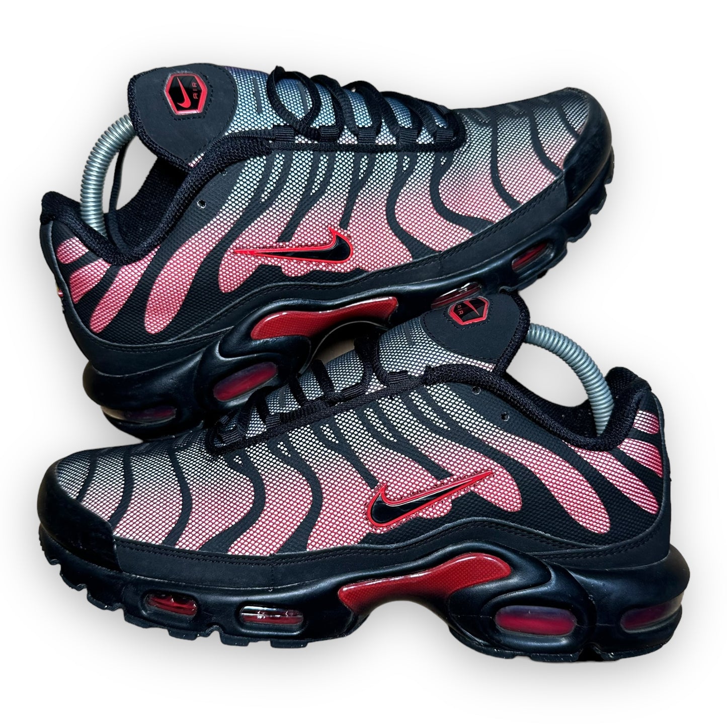 EU43 - US9.5 - UK8.5 • Air Max Plus Bred Reflective